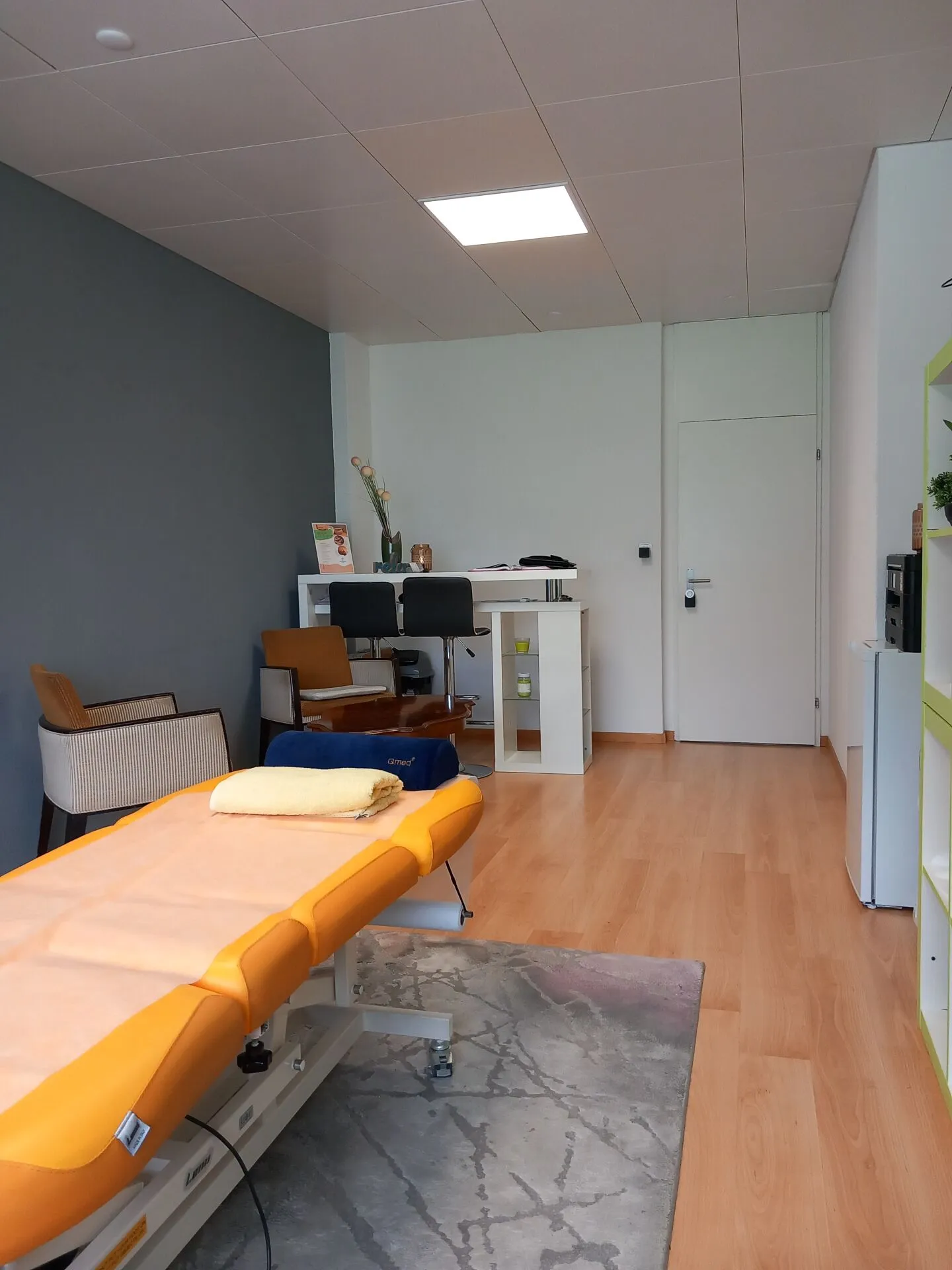 Commercial space for rent in a central location - Photo 4 of 4