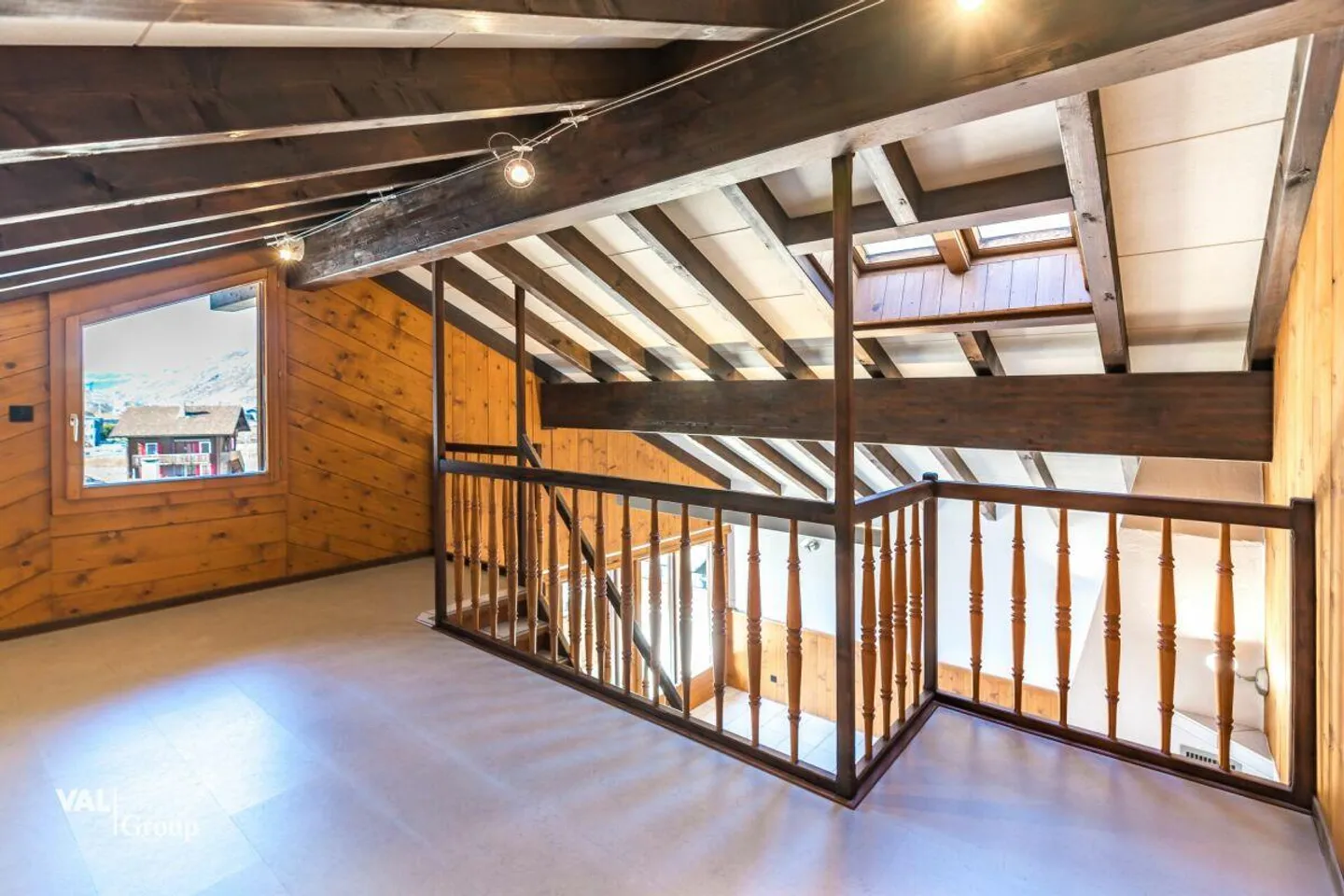 Living like a knight, maisonette with castle view - Photo 15 of 22
