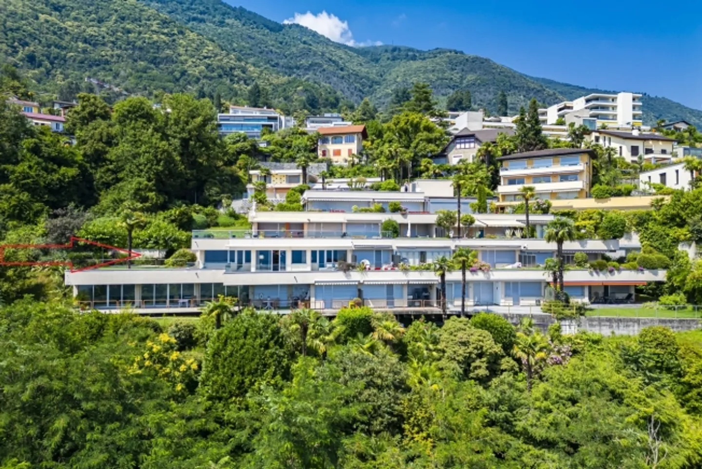 4.5-room apartment with large terrace, garden and lake view - Photo 16 of 18