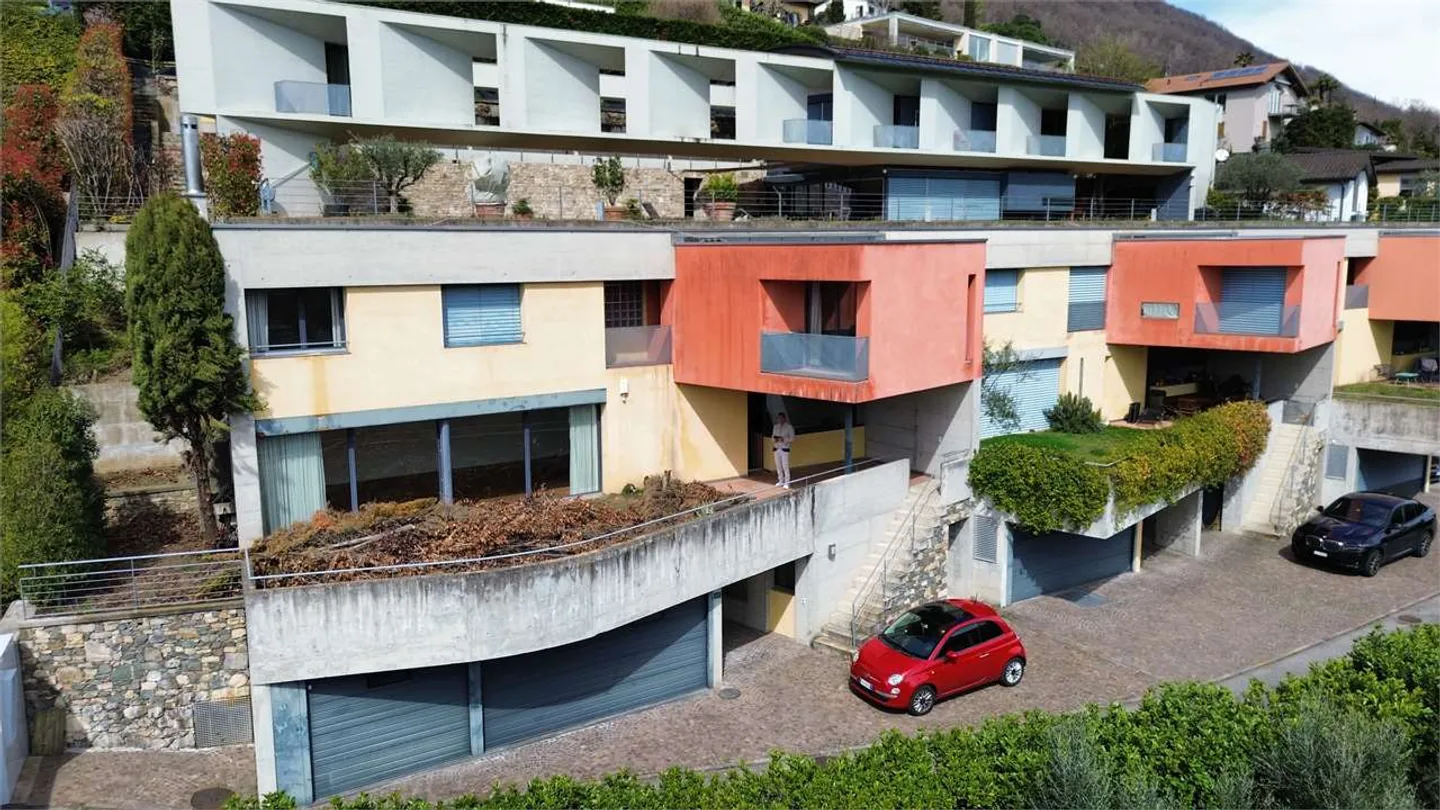 Schöne Villa mit herrlichem Seeblick in Vico Morcote - Foto 2 von 21