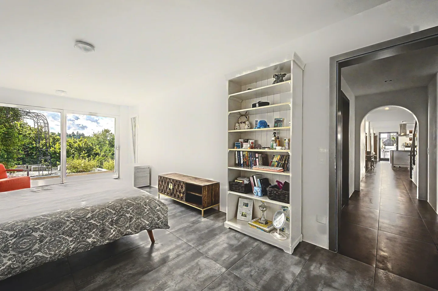 Geräumiges Einfamilienhaus mit Aussicht - Foto 9 von 21