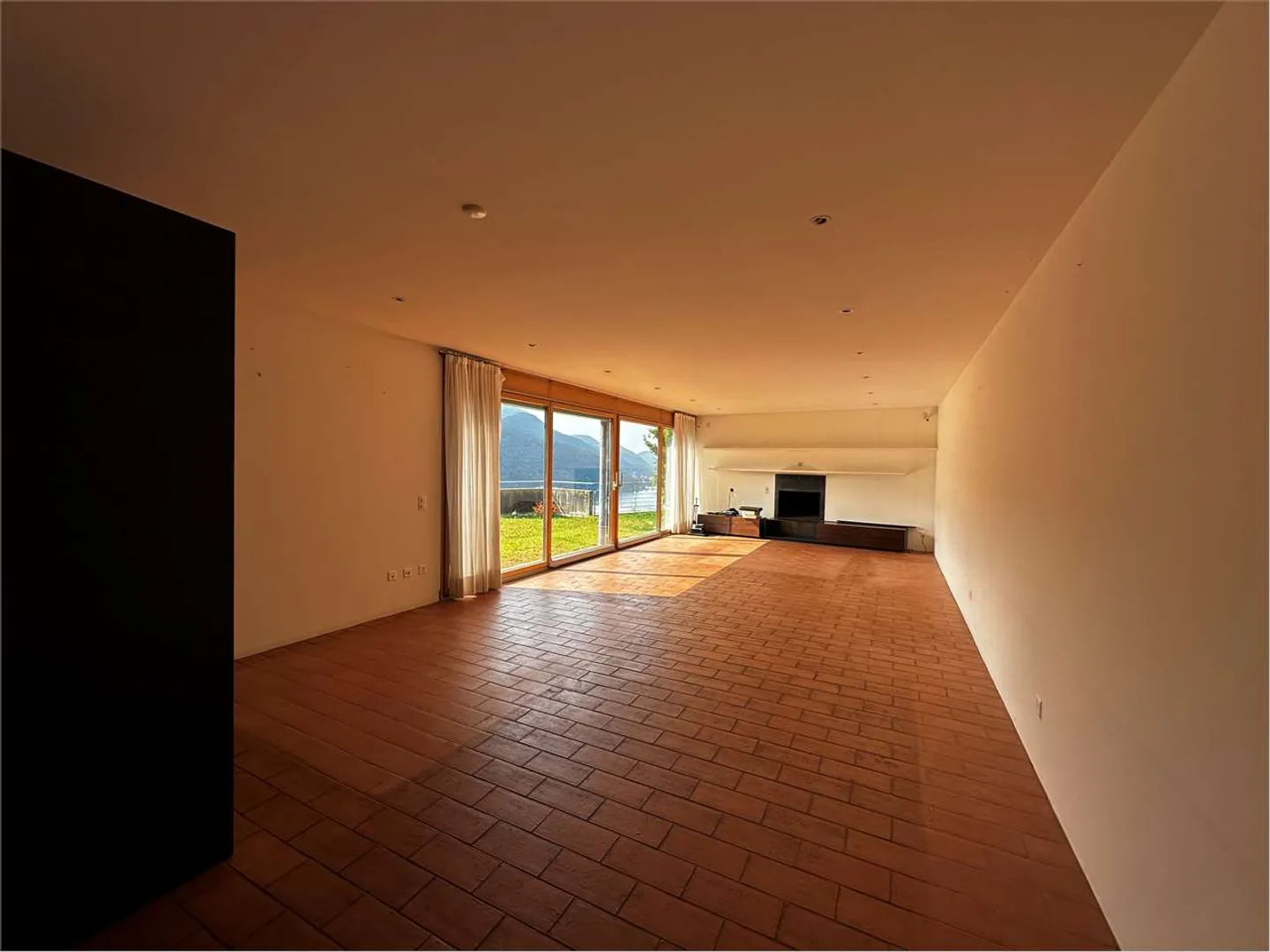 Schöne Villa mit herrlichem Seeblick in Vico Morcote - Foto 13 von 21