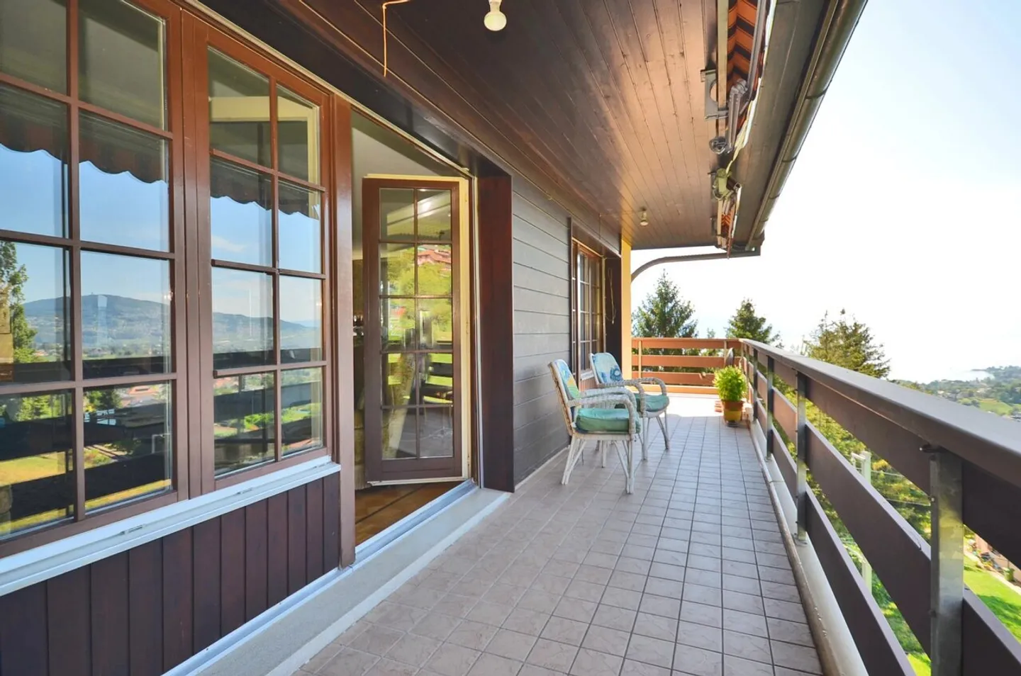 Spazioso appartamento di 6,5 locali - Foto 3 di 7