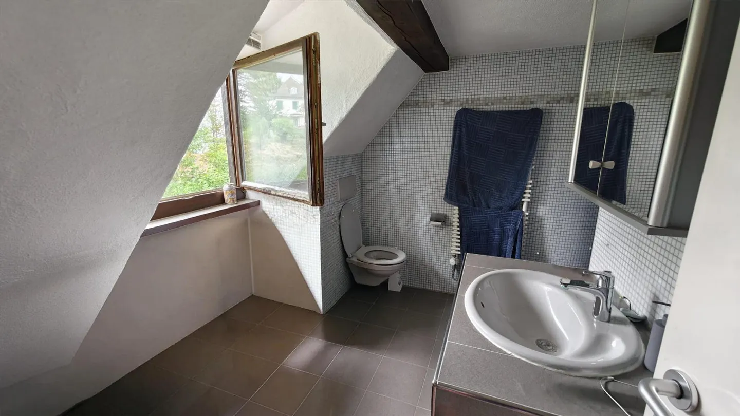 Appartement sous les combles confortable - Photo 4 sur 7
