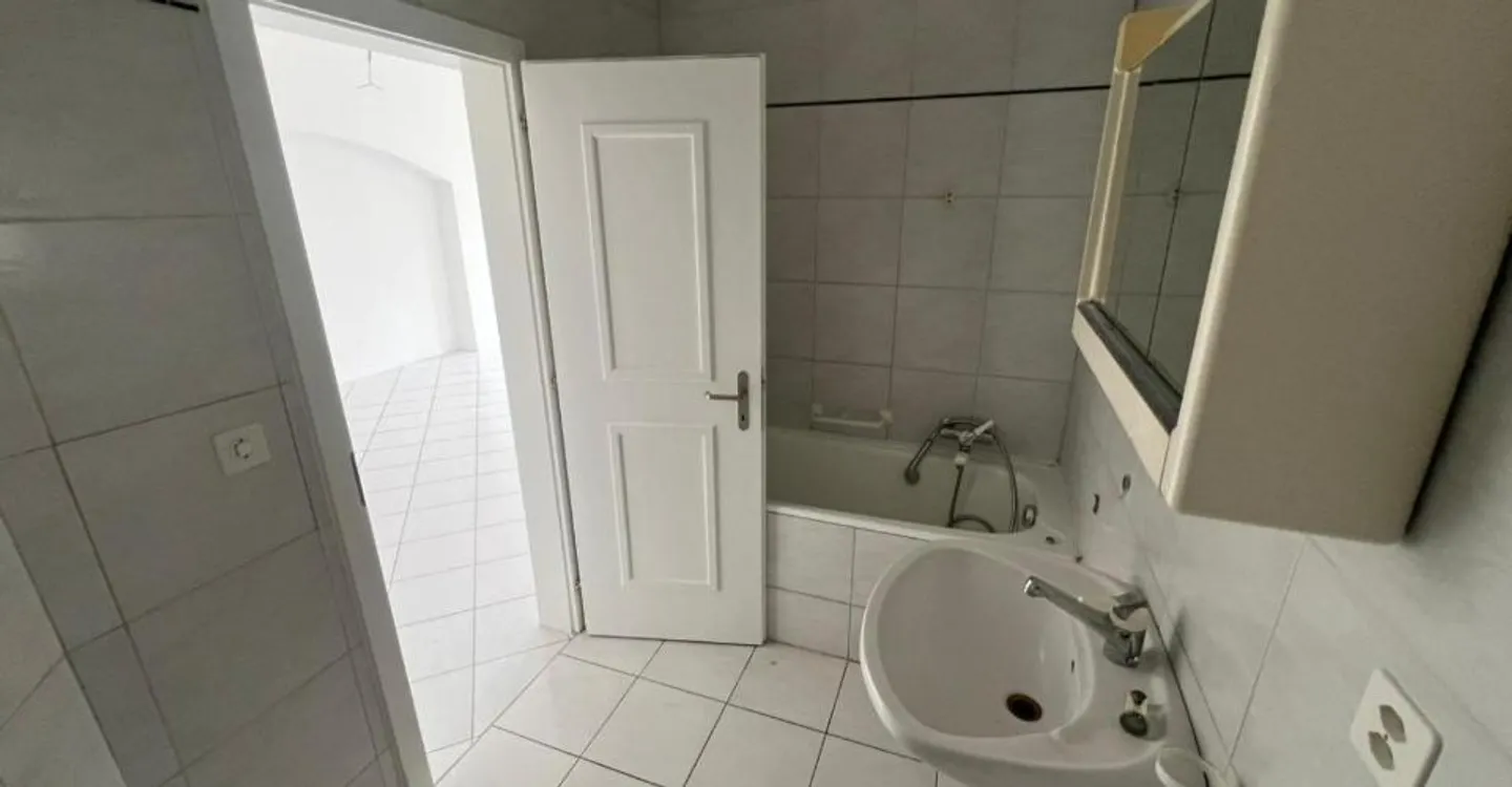 Charmante Wohnung in Porrentruy - Foto 3 von 10