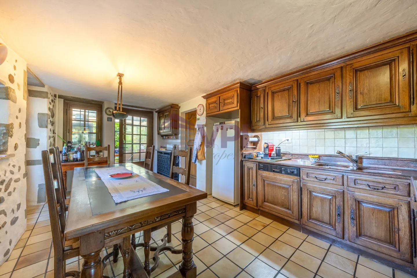 Character Residence - Photo 4 of 17