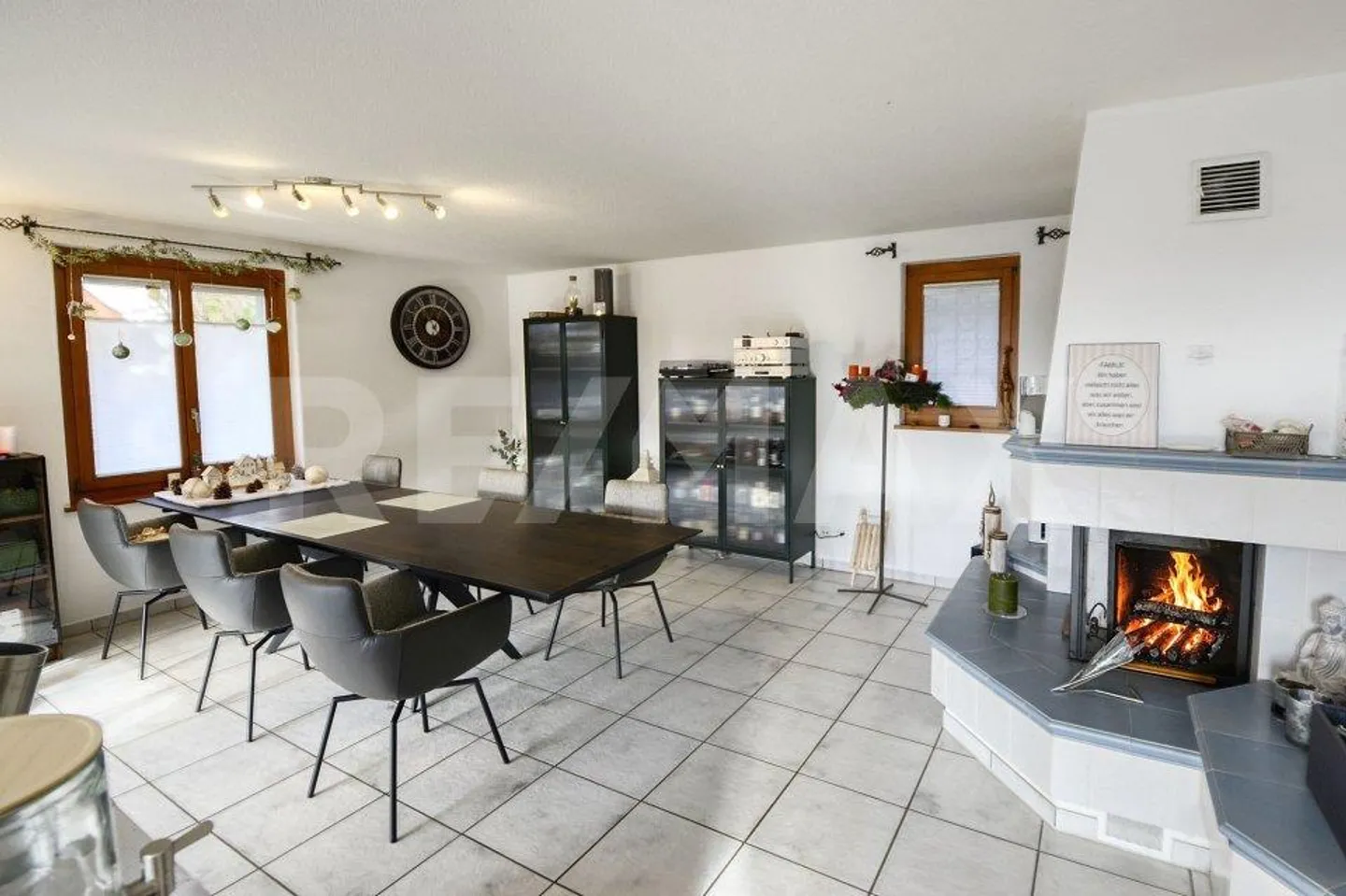 Familienfreundliches Einfamilienhaus - Foto 3 von 13