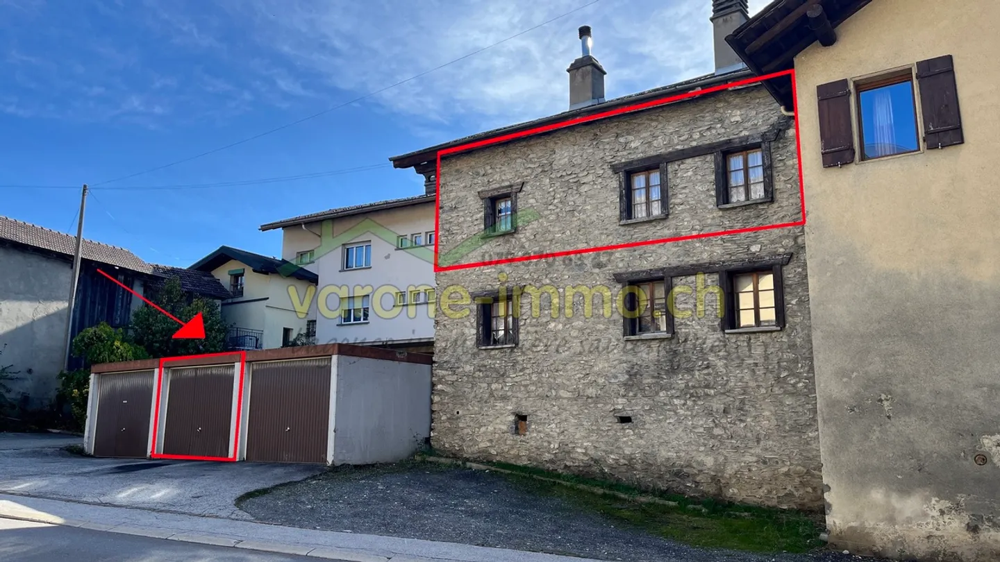 For Sale - 4.5 Room Apartment in the Heart of the Village of Roumaz/Savièse - Photo 1 of 15