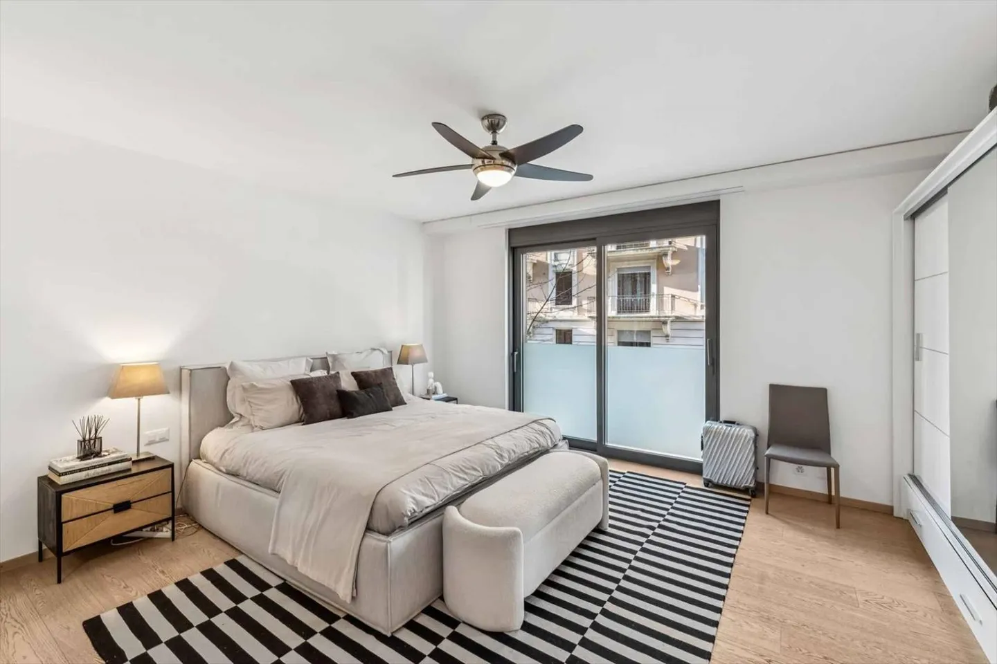 EN EXCLUSIVITÉ ! Magnifique appartement dans un immeuble de haut standing - Photo 7 sur 11