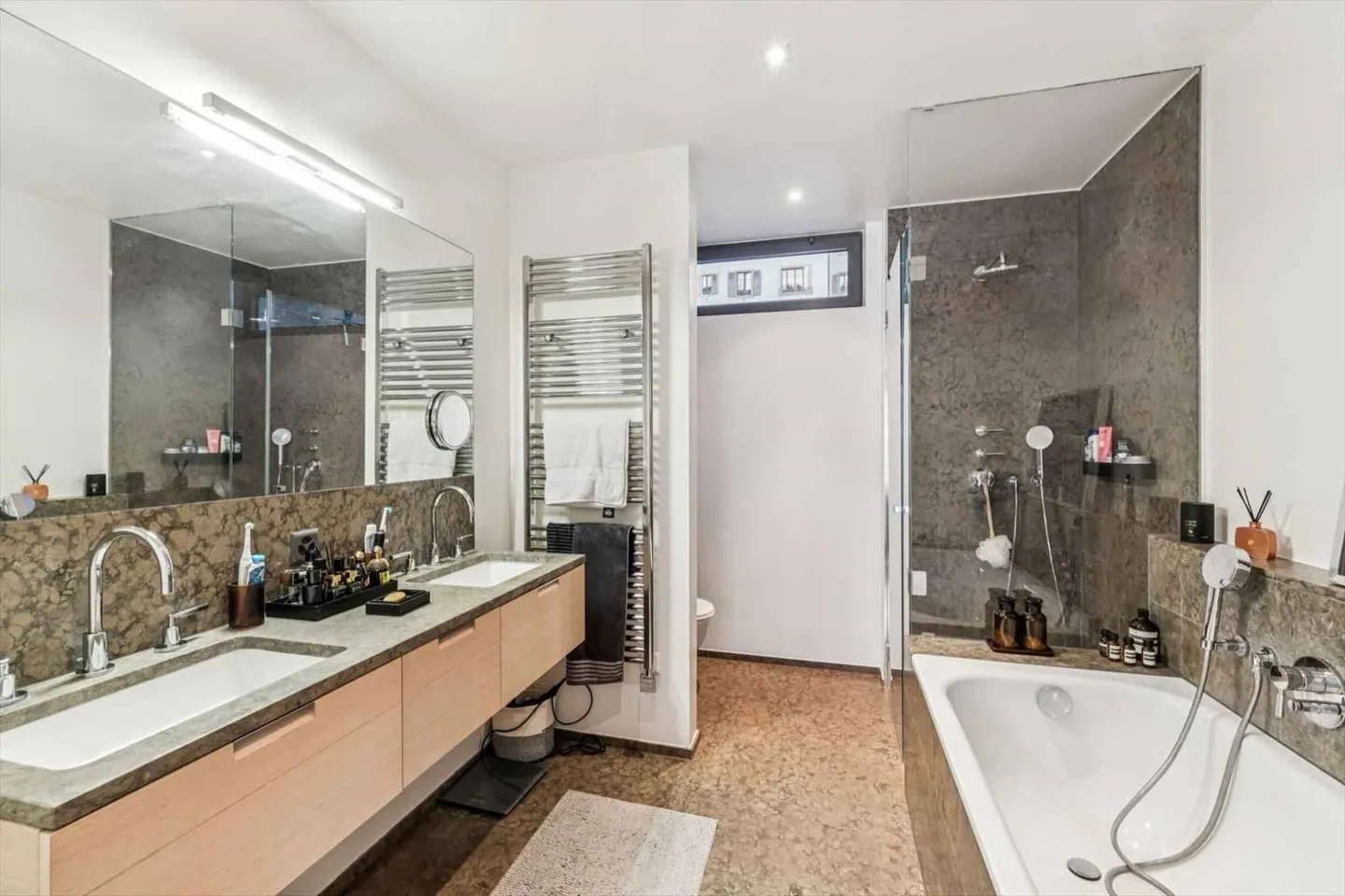 EN EXCLUSIVITÉ ! Magnifique appartement dans un immeuble de haut standing - Photo 9 sur 11