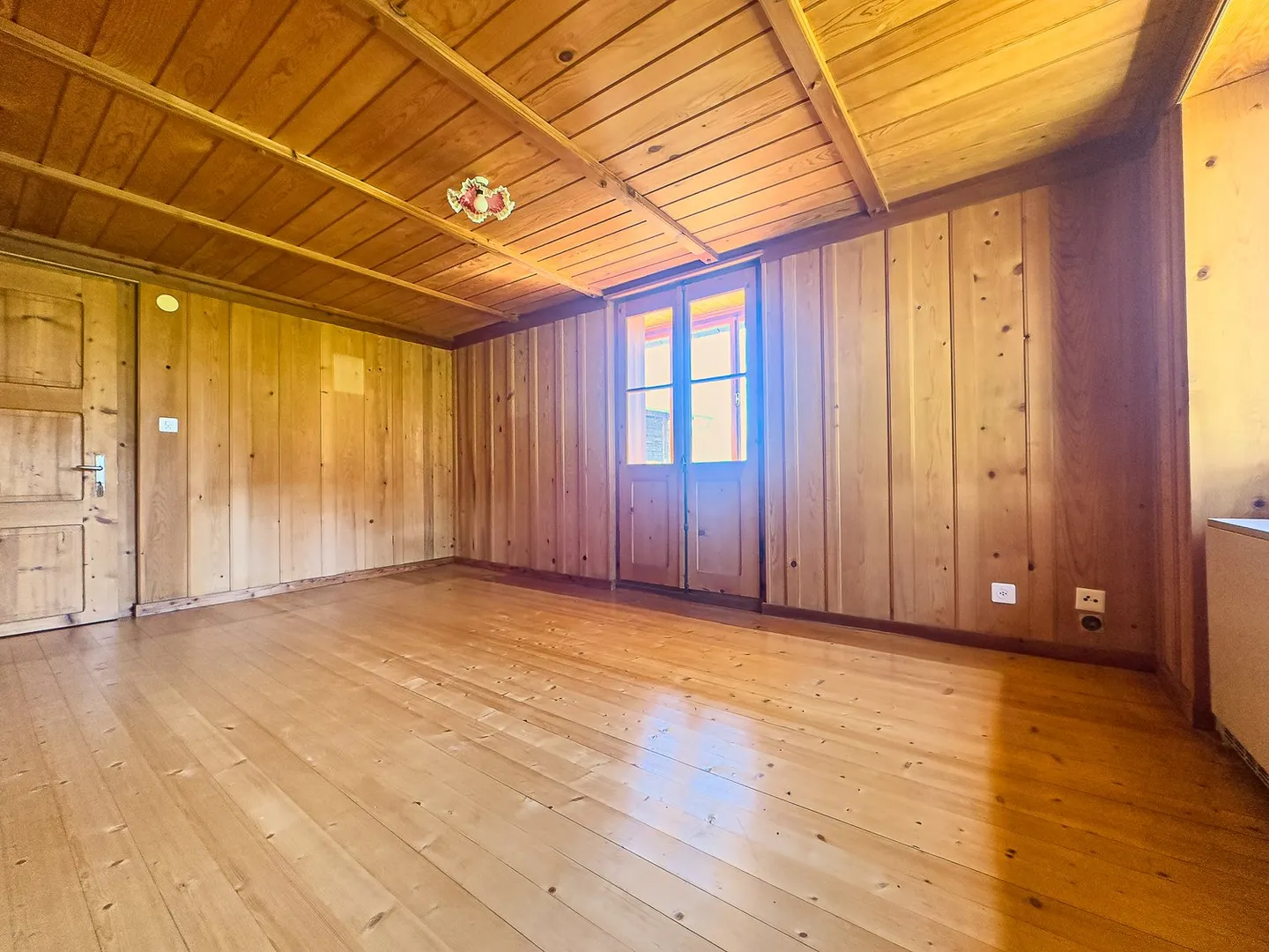 Maison dans le village avec 5,5 pièces et un grand potentiel ainsi qu'une vue superbe ! Val de Bagnes - Photo 11 sur 16
