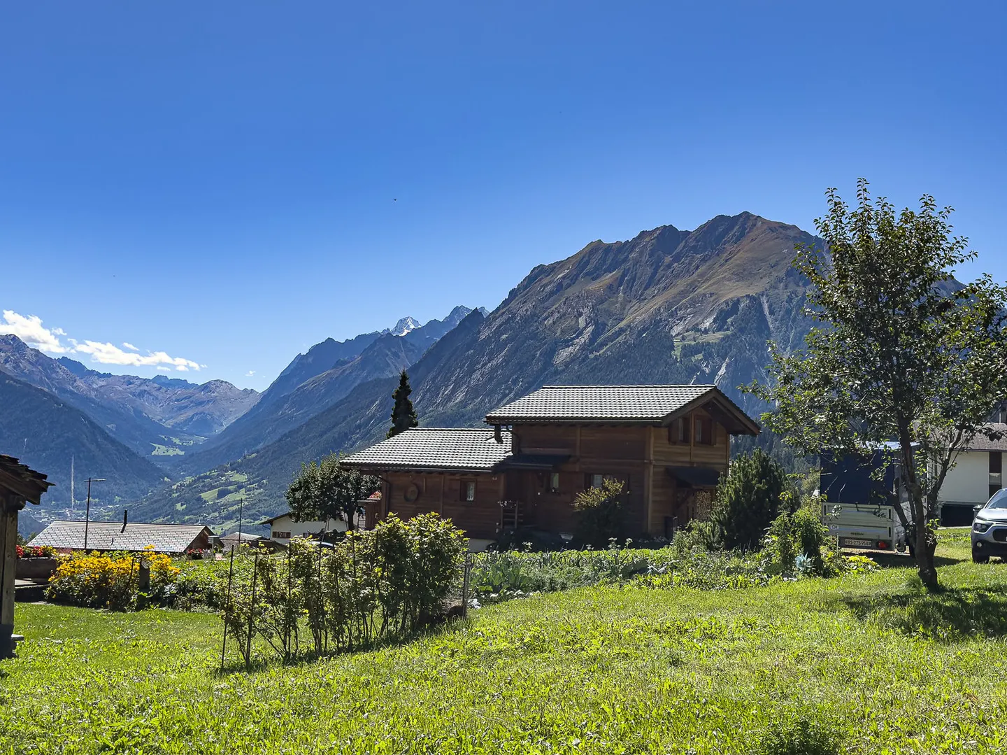 Maison dans le village avec 5,5 pièces et un grand potentiel ainsi qu'une vue superbe ! Val de Bagnes - Photo 1 sur 16