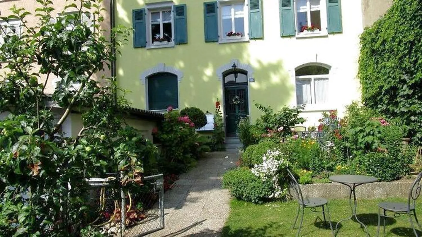 APPARTEMENT 1 PIÈCE À BASEL - BIRSFELDEN, MEUBLÉ - Photo 1 sur 10
