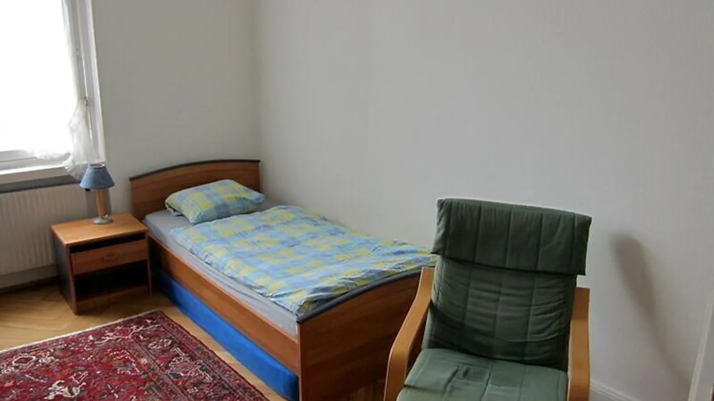 APPARTEMENT 1 PIÈCE À BASEL - BIRSFELDEN, MEUBLÉ - Photo 3 sur 10
