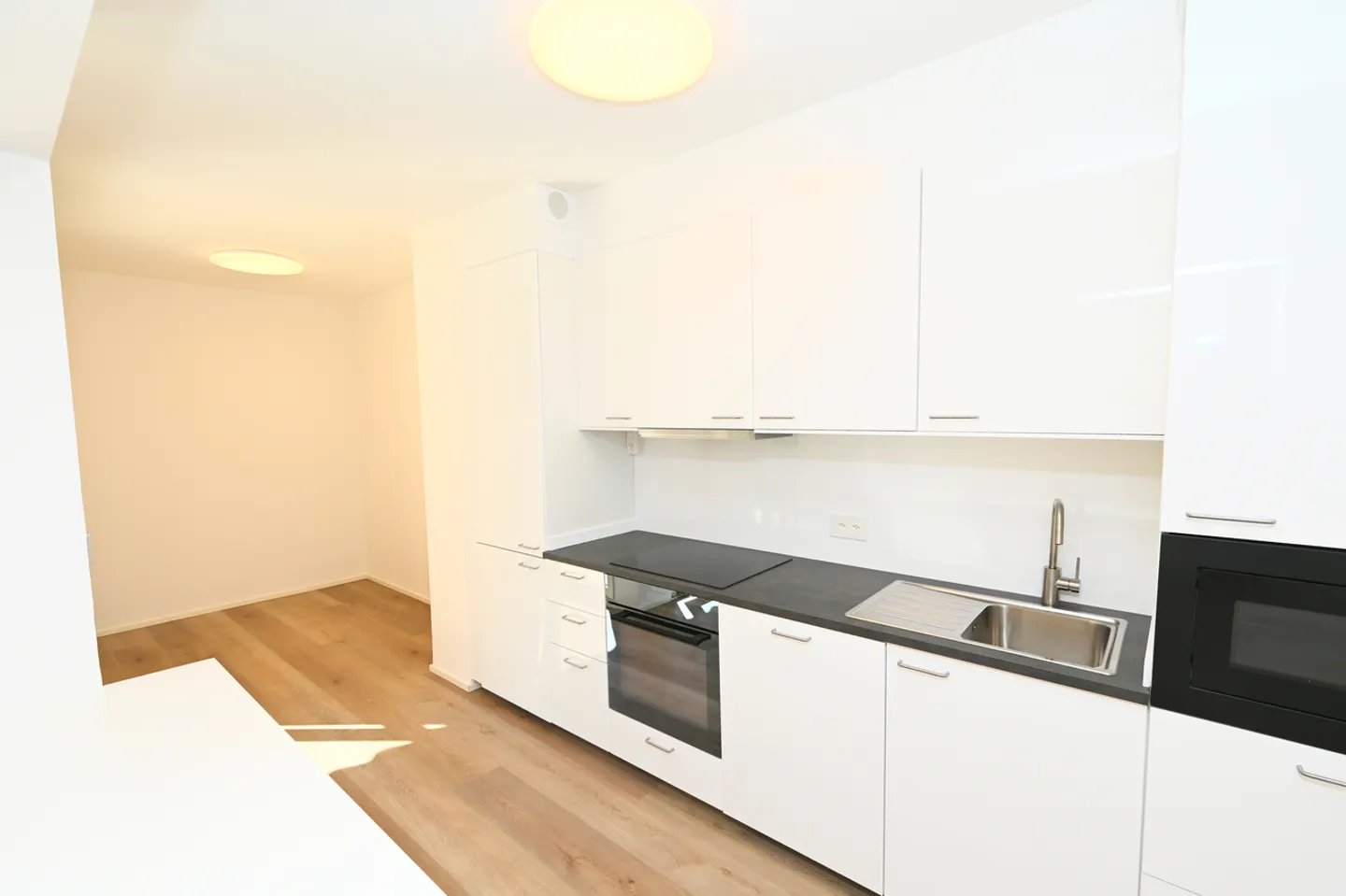 Helles Apartment mit privatem Garten in Cureglia - Foto 7 von 22