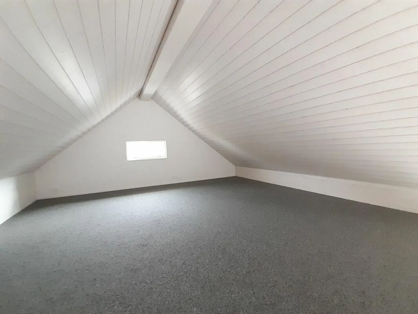 Appartement sous les combles de 2 1/2 pièces avec galerie - Photo 7 sur 10