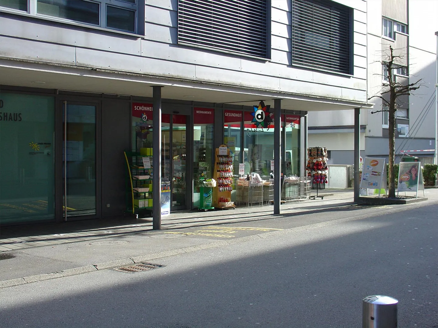 Spazio commerciale rappresentativo nella migliore posizione pedonale a Goldau - Foto 2 di 13