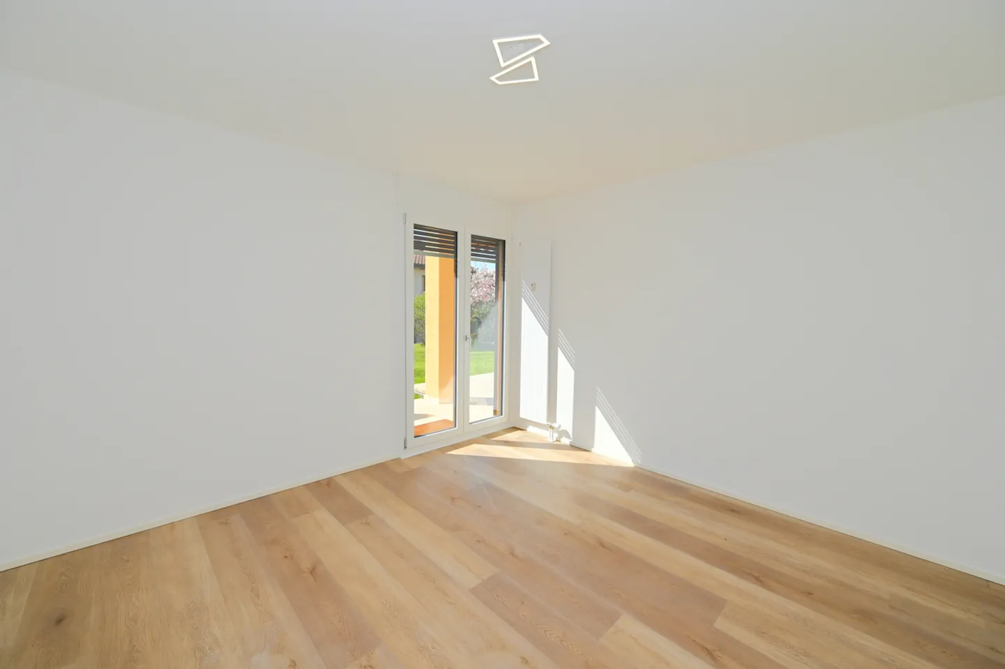 Helles Apartment mit privatem Garten in Cureglia - Foto 12 von 22