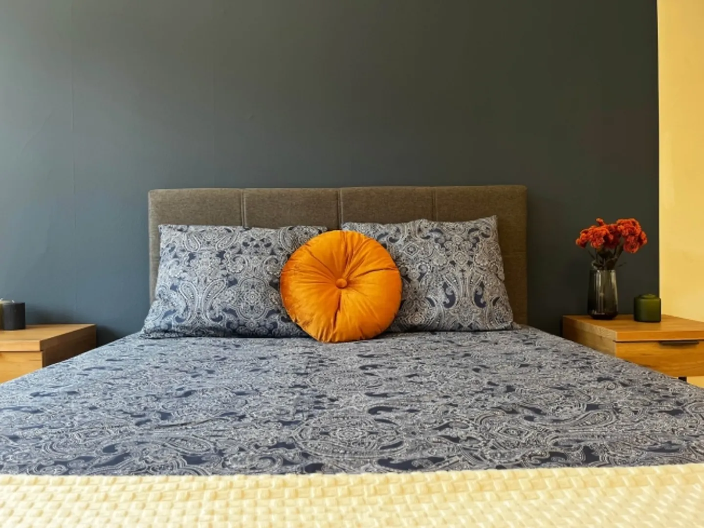 Shared Room - Photo 7 of 13