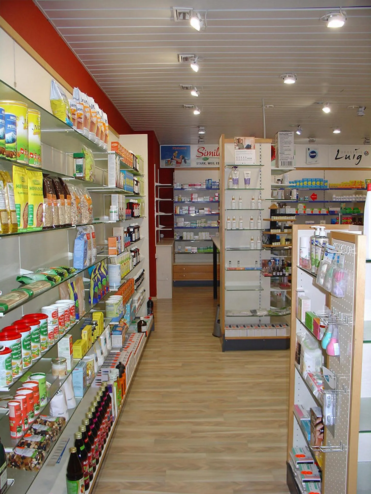 Spazio commerciale rappresentativo nella migliore posizione pedonale a Goldau - Foto 5 di 13