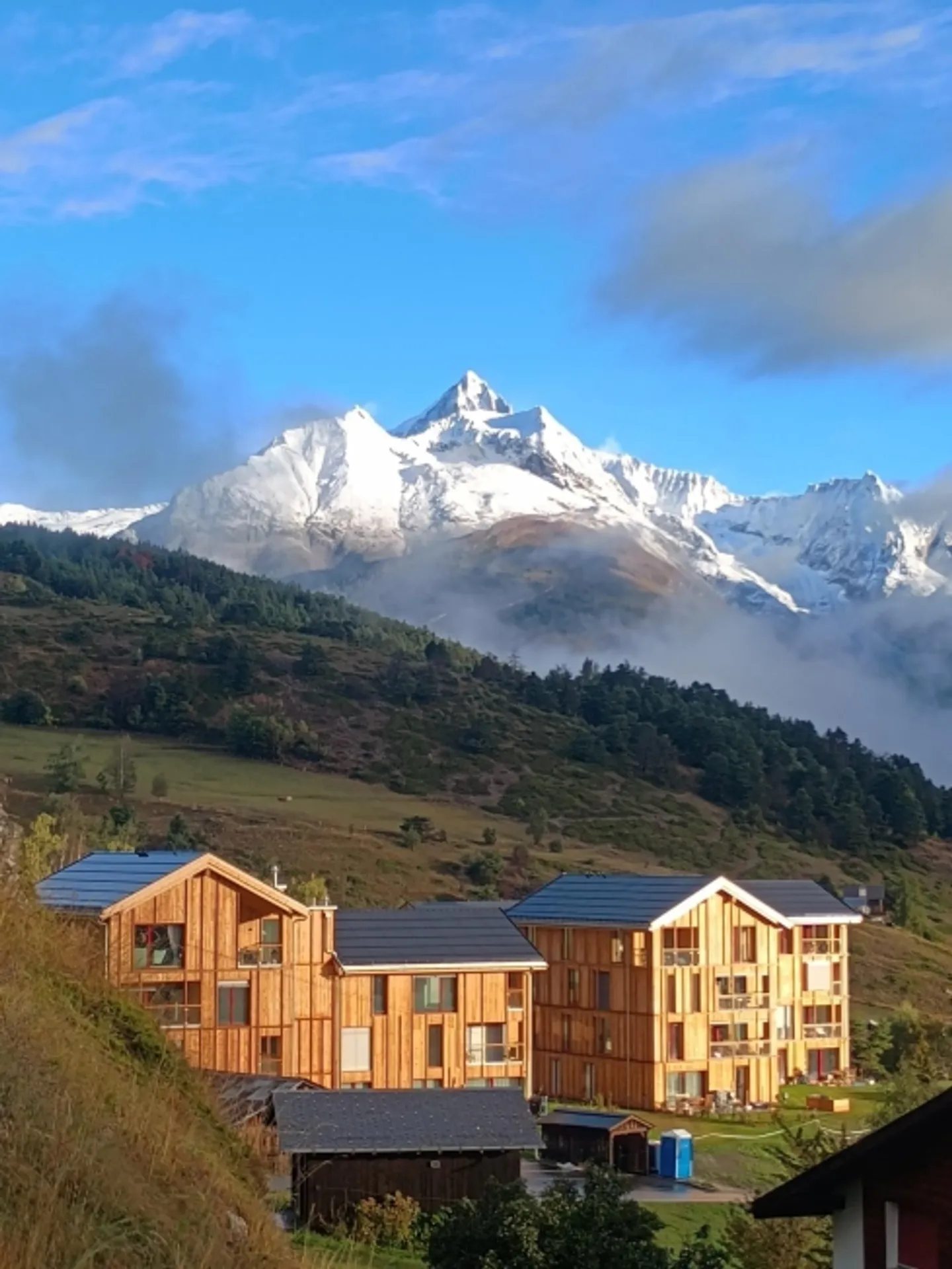 Appartamento soleggiato di 4,5 stanze in vendita a Zeneggen - Foto 8 di 13