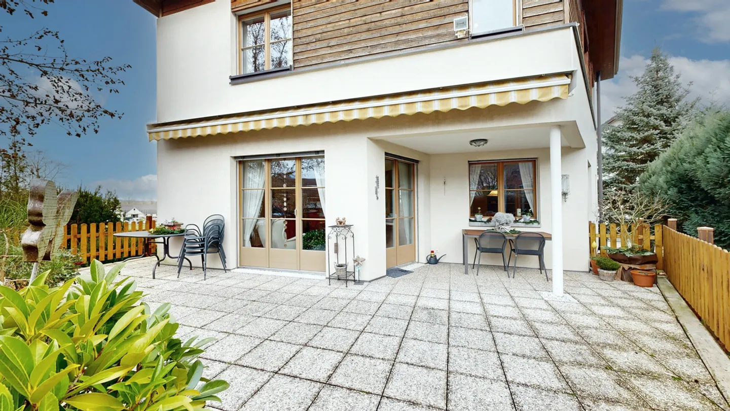 Belle maison individuelle de 4,5 pièces avec carport et grand jardin - Photo 9 sur 25