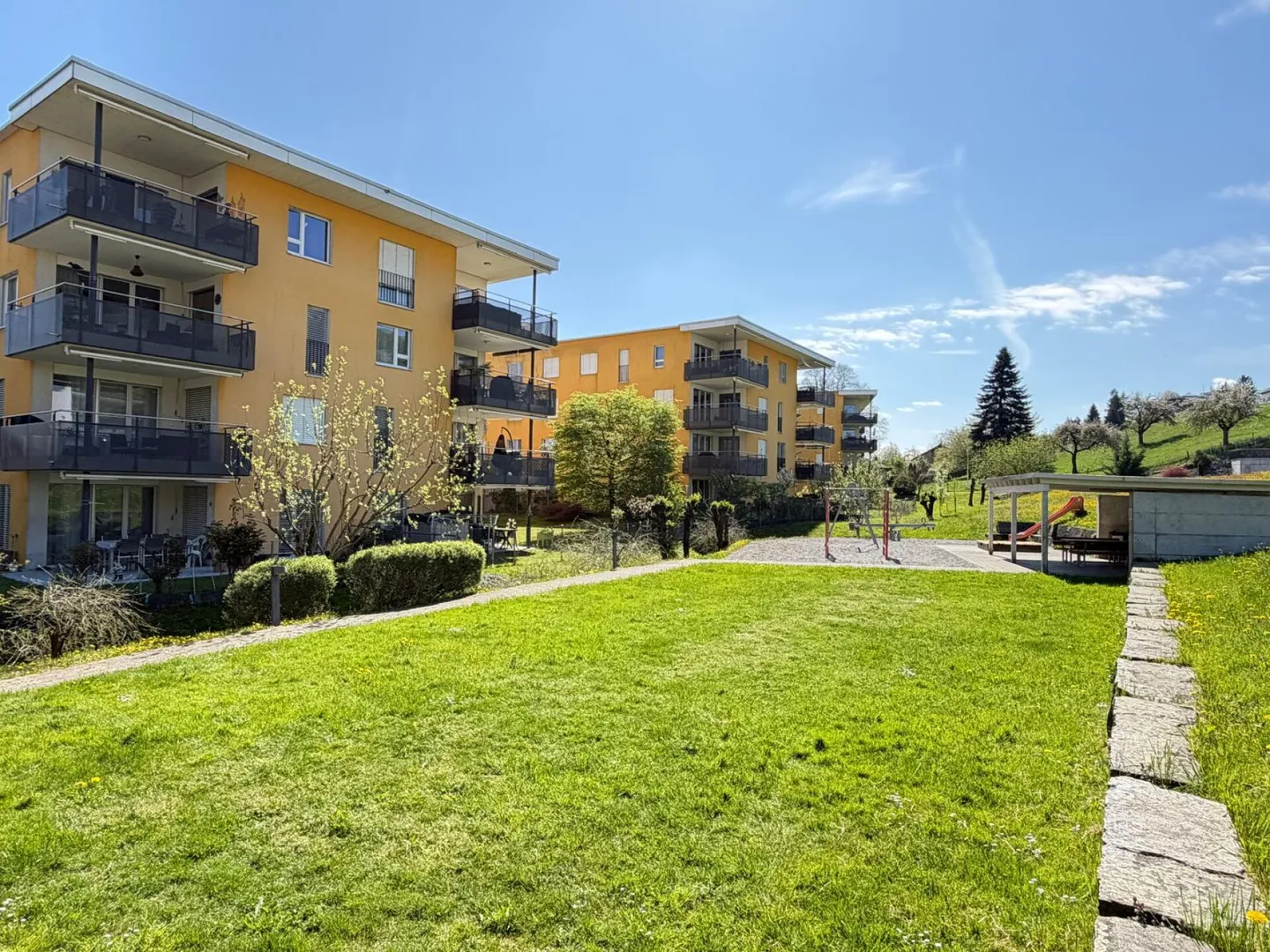 Charmante Gartenwohnung - Foto 1 von 16