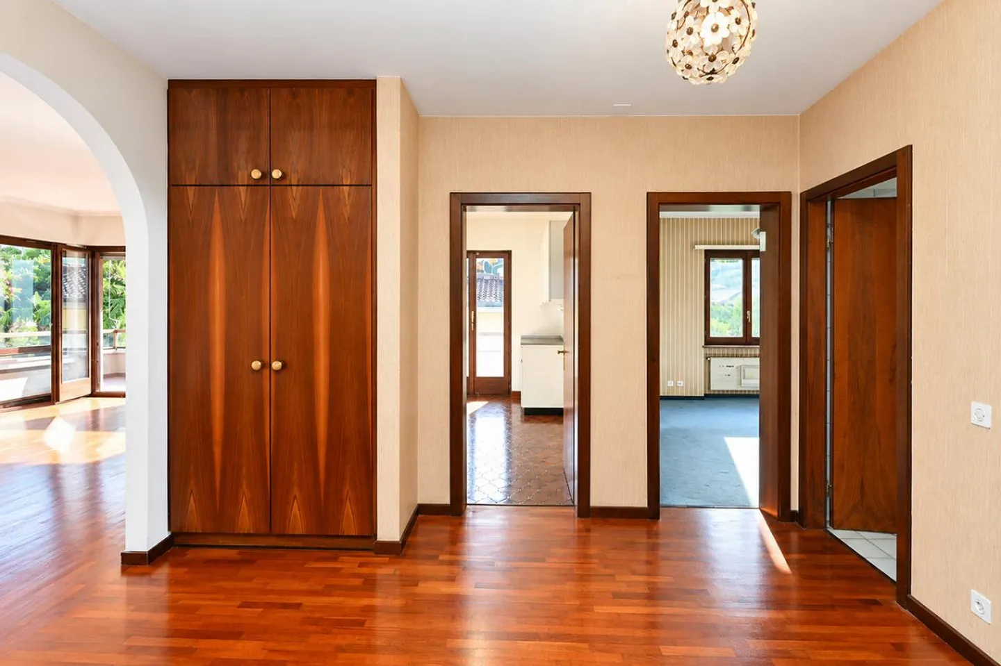 Geräumige Wohnung mit Terrasse und privatem Garten - Foto 15 von 19