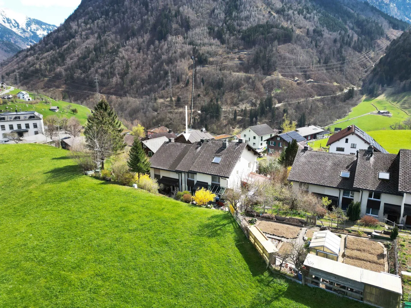 Beautiful terraced single-family house in a sunny and quiet location in Sool GL - Photo 4 of 26