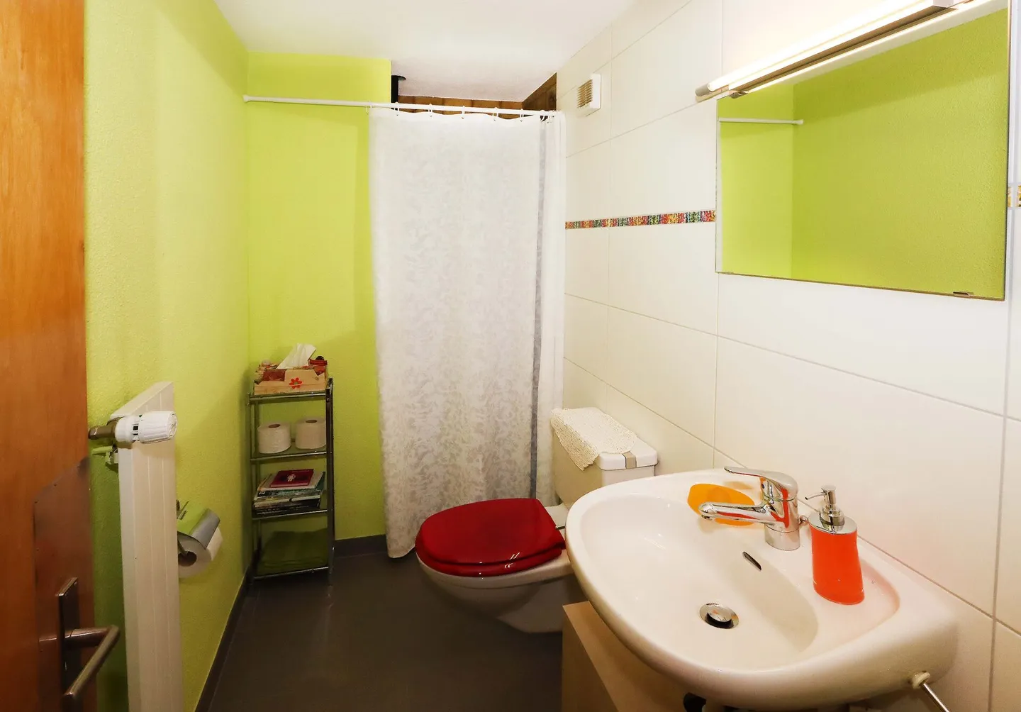 Beautiful terraced single-family house in a sunny and quiet location in Sool GL - Photo 13 of 26