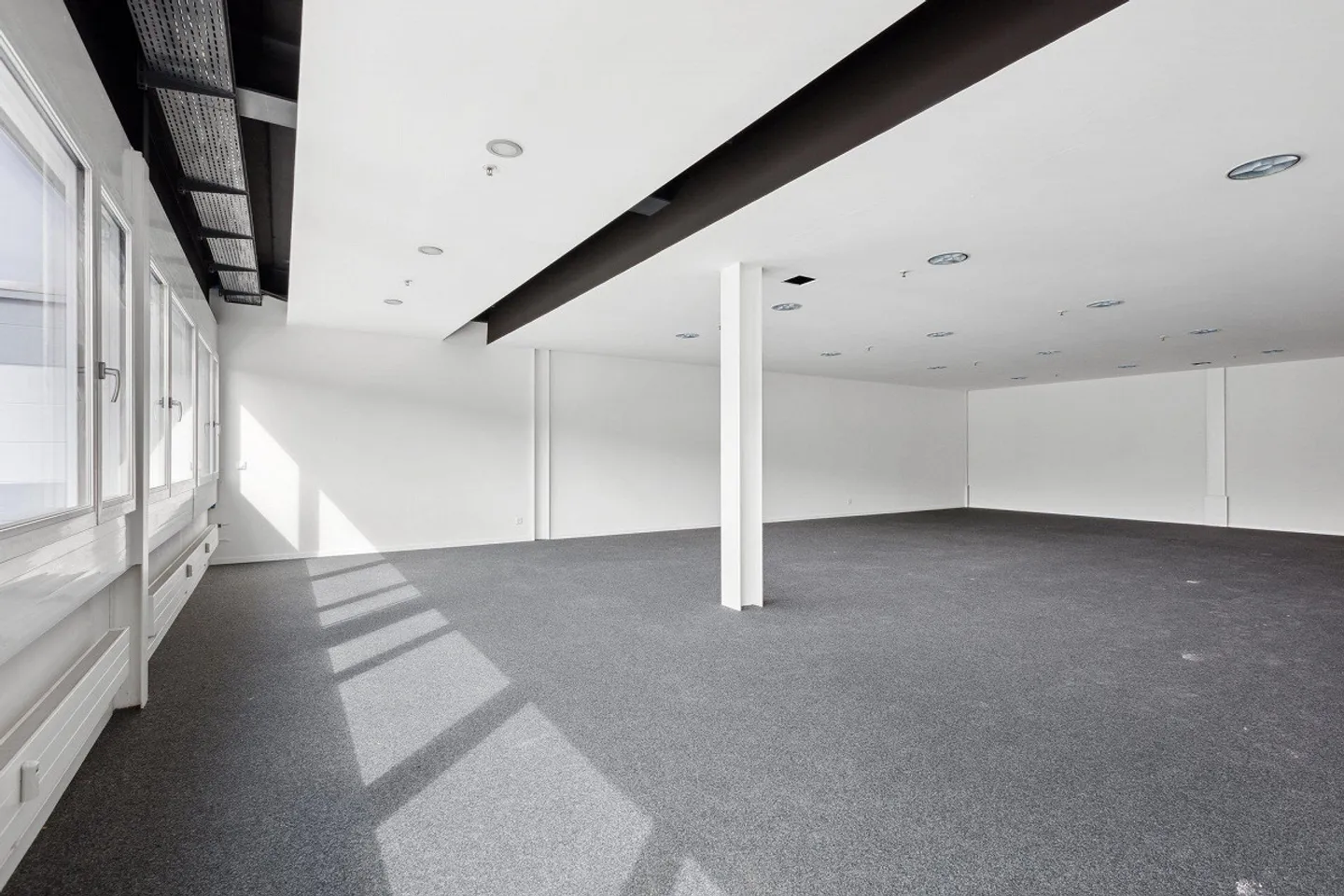 La tua nuova sede d'ufficio! - Foto 4 di 6