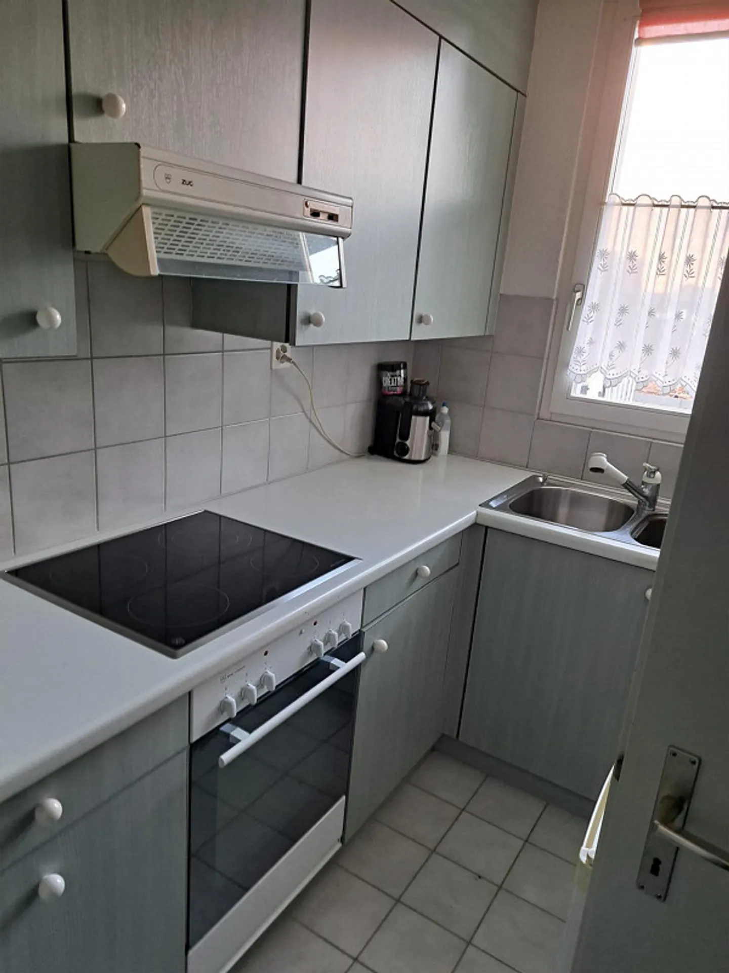 4.5 Room Apartment - Photo 1 of 7