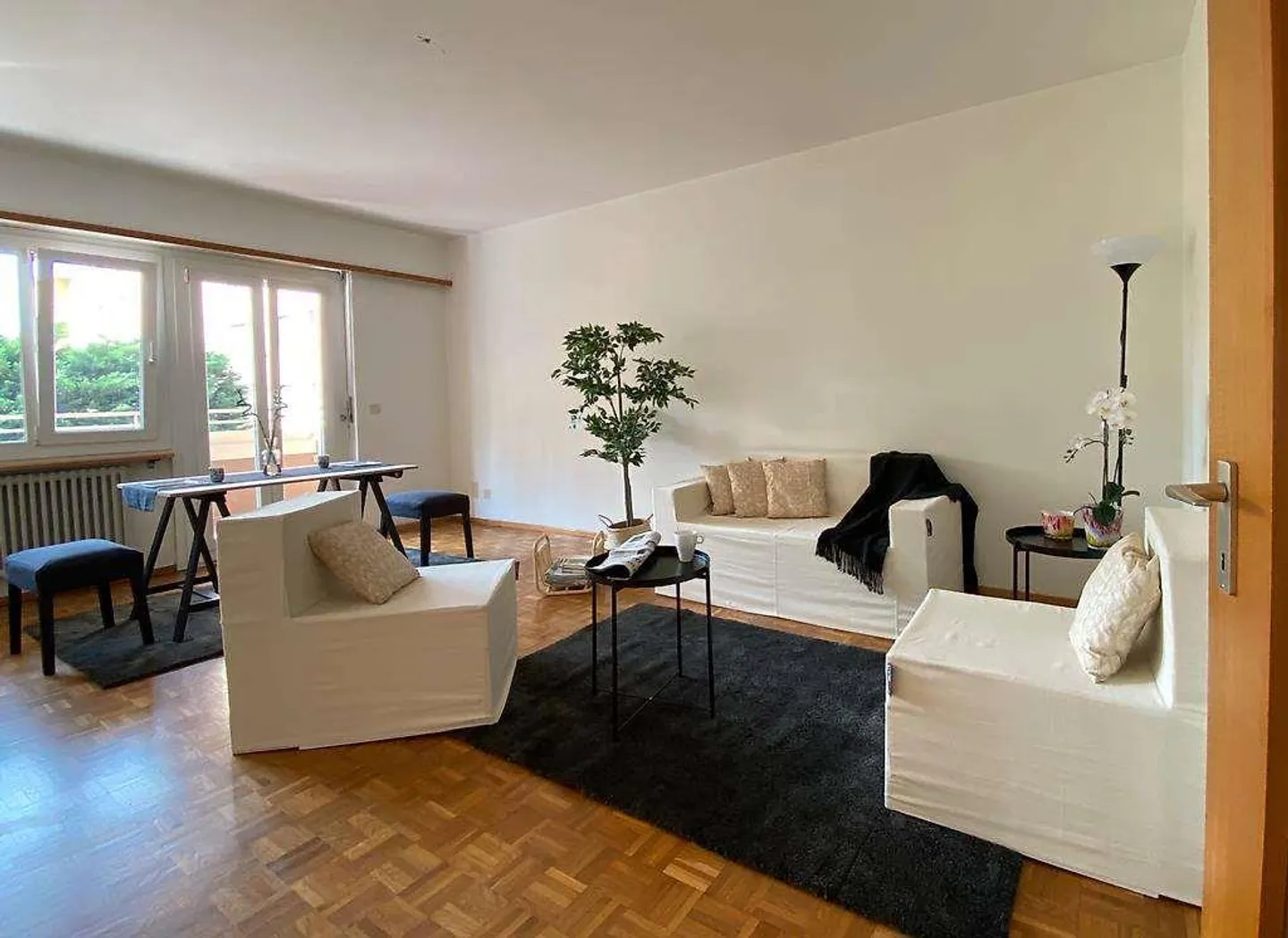 Pregassona - 4,5-Zimmer-Wohnung im erhöhten Erdgeschoss in einem Gebäude - Foto 1 von 6