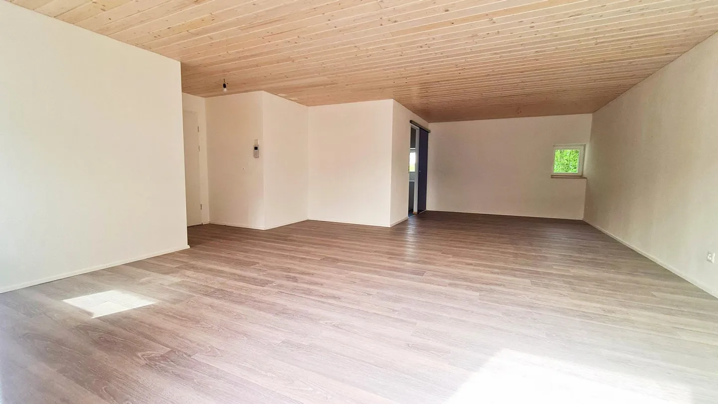 Appartamento speciale, tranquillo e luminoso con 1 camera - Foto 5 di 13