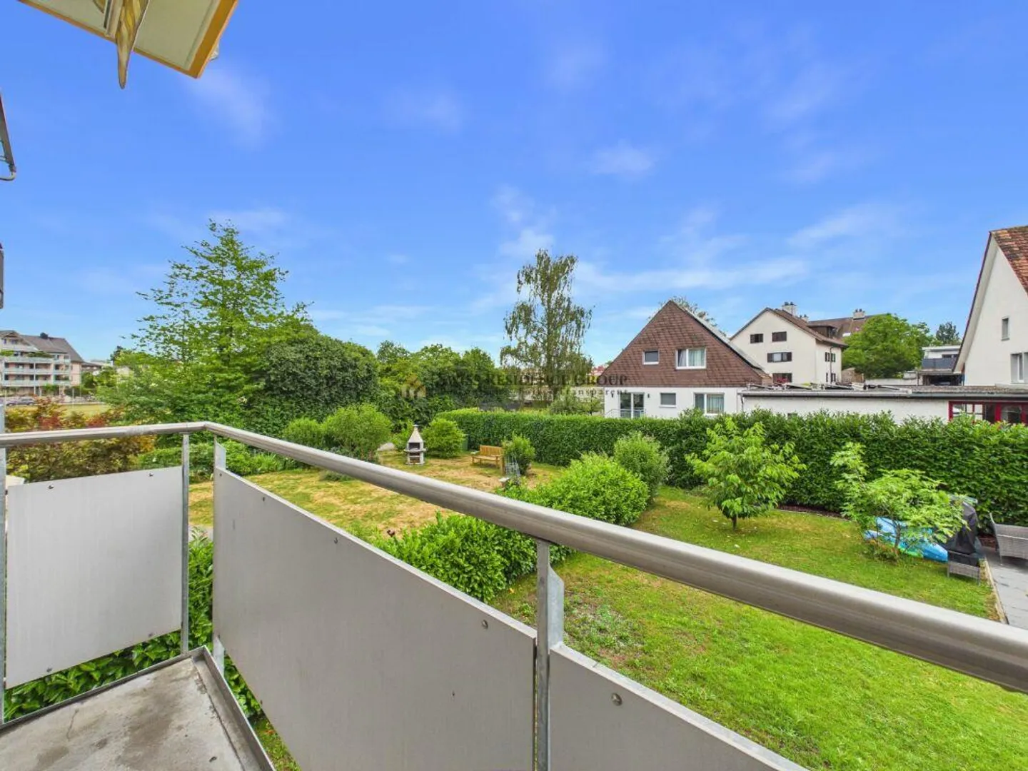 Paradis de vie moderne directement au bord de la rivière - Photo 10 sur 11