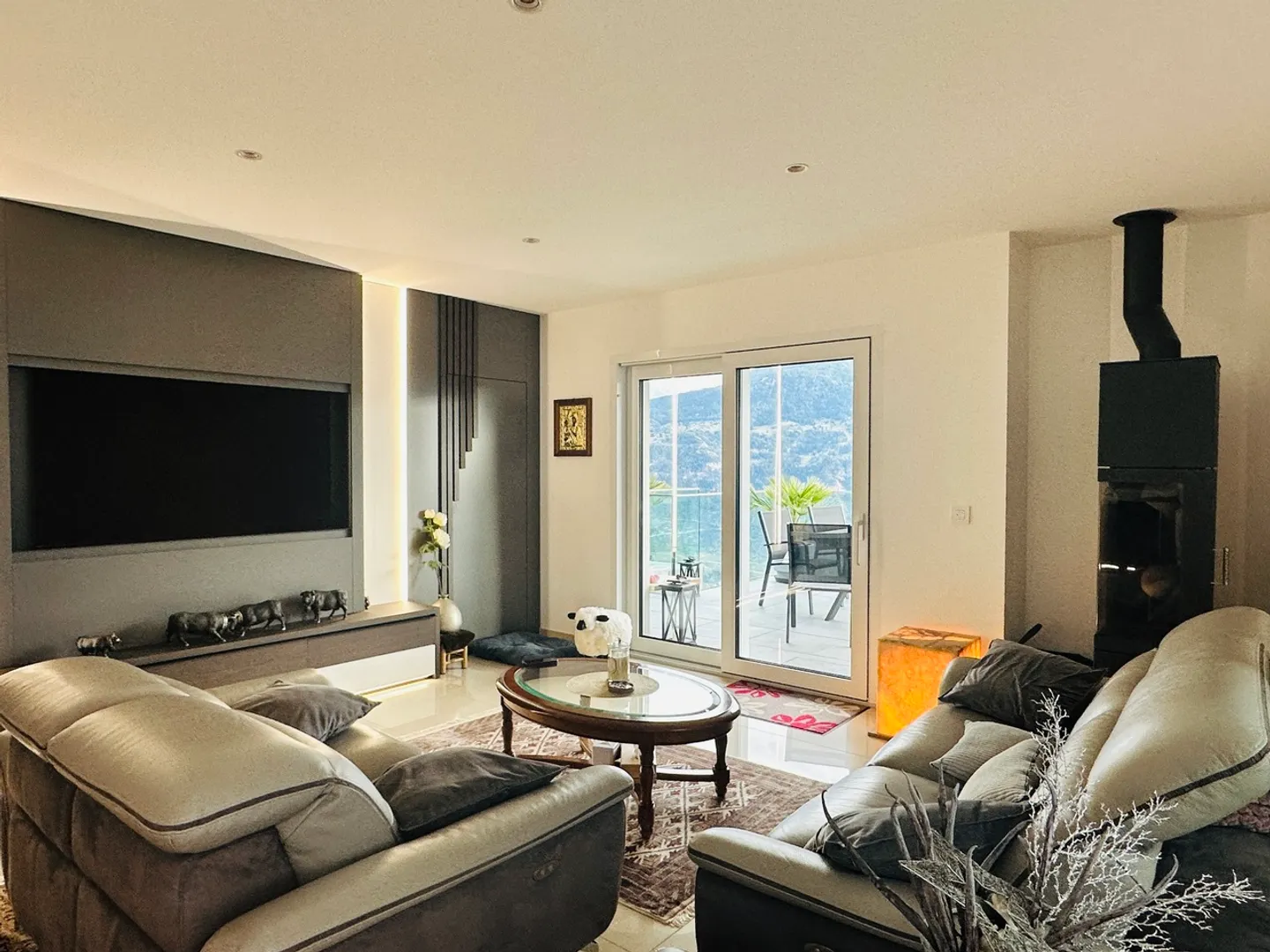 Luxuswohnung mit Bergblick - Foto 4 von 16