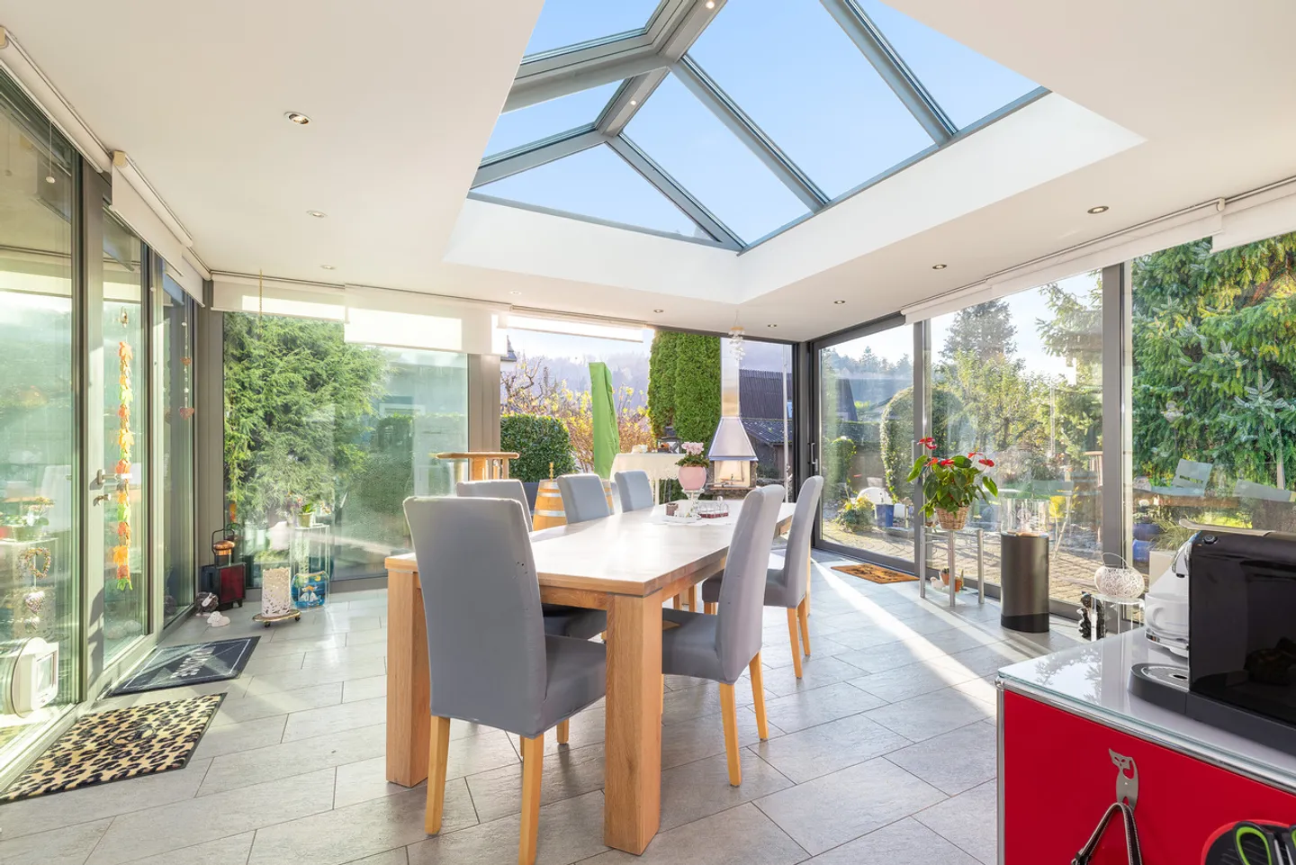 Single-family house with many possibilities - Photo 6 of 13