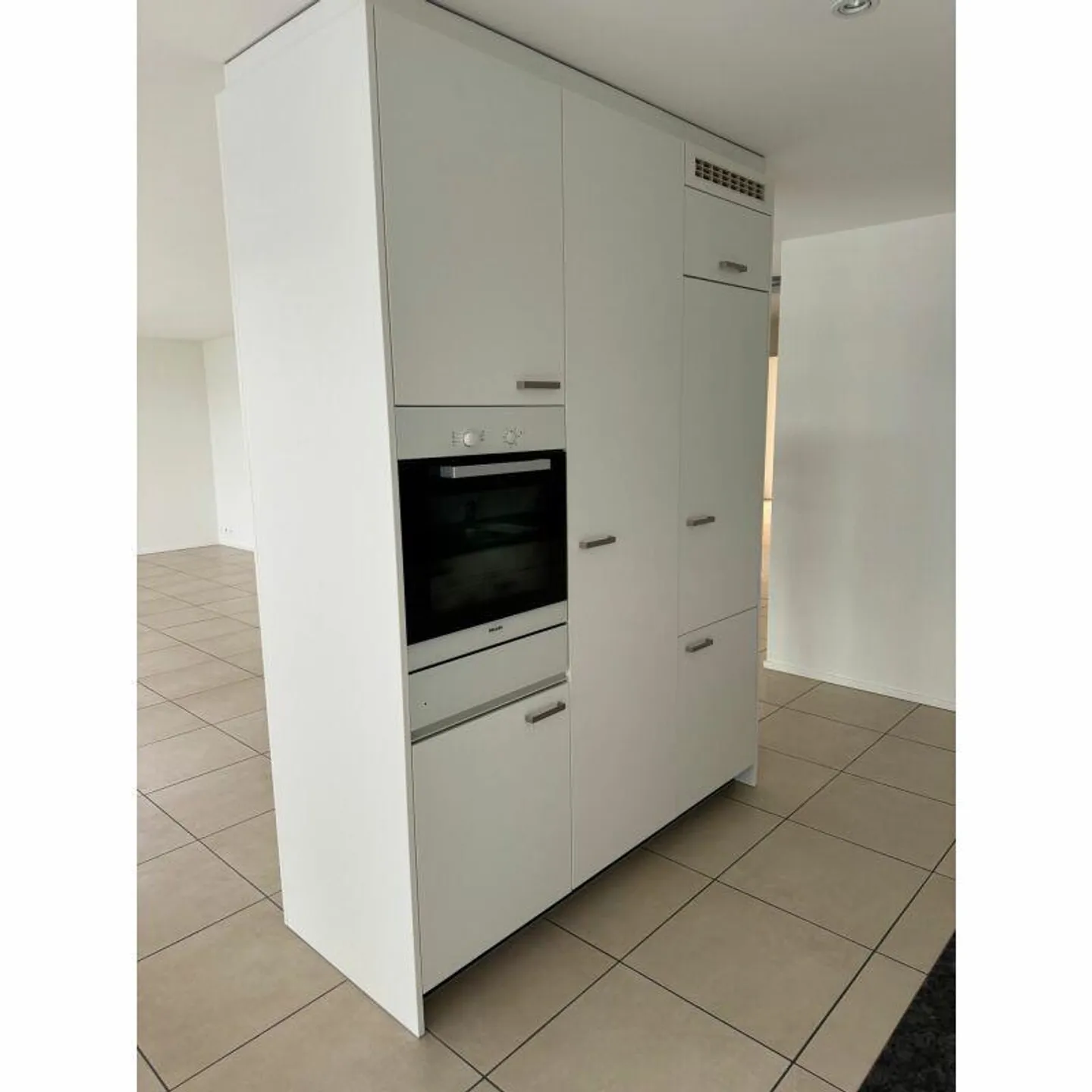 3.5-room apartment in the center of Brunnen - Photo 3 of 8