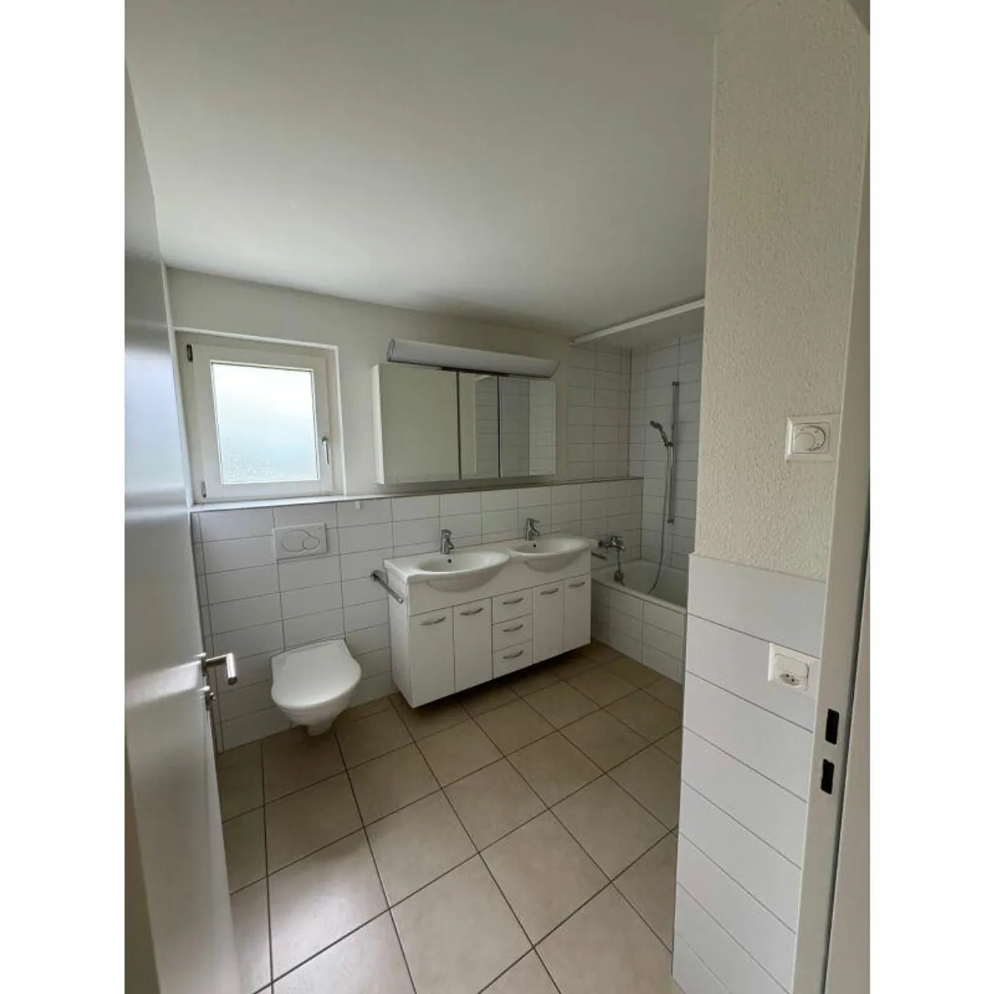 3.5-room apartment in the center of Brunnen - Photo 7 of 8