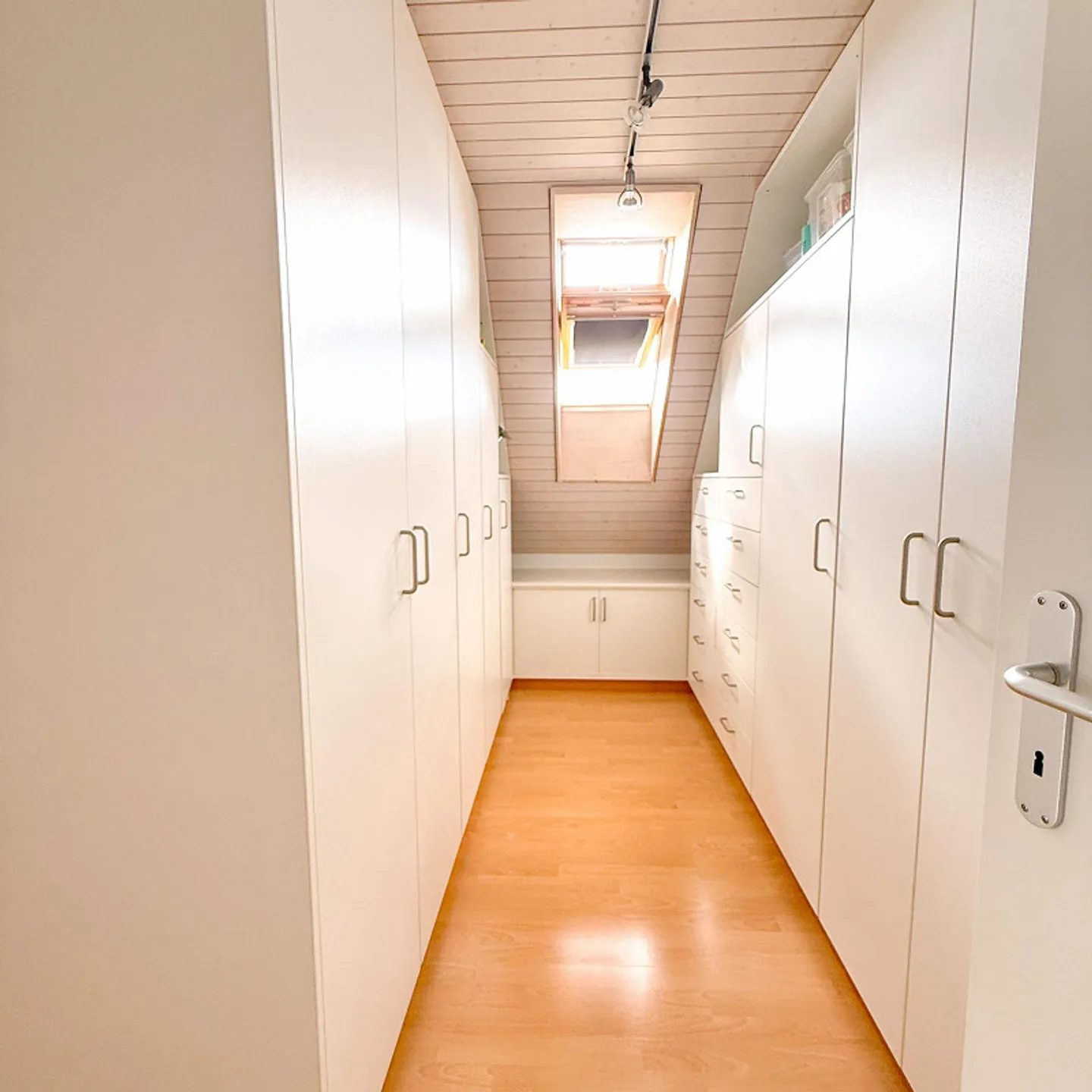 Casa unifamiliare di 5,5 stanze con giardino da sogno - Foto 13 di 16