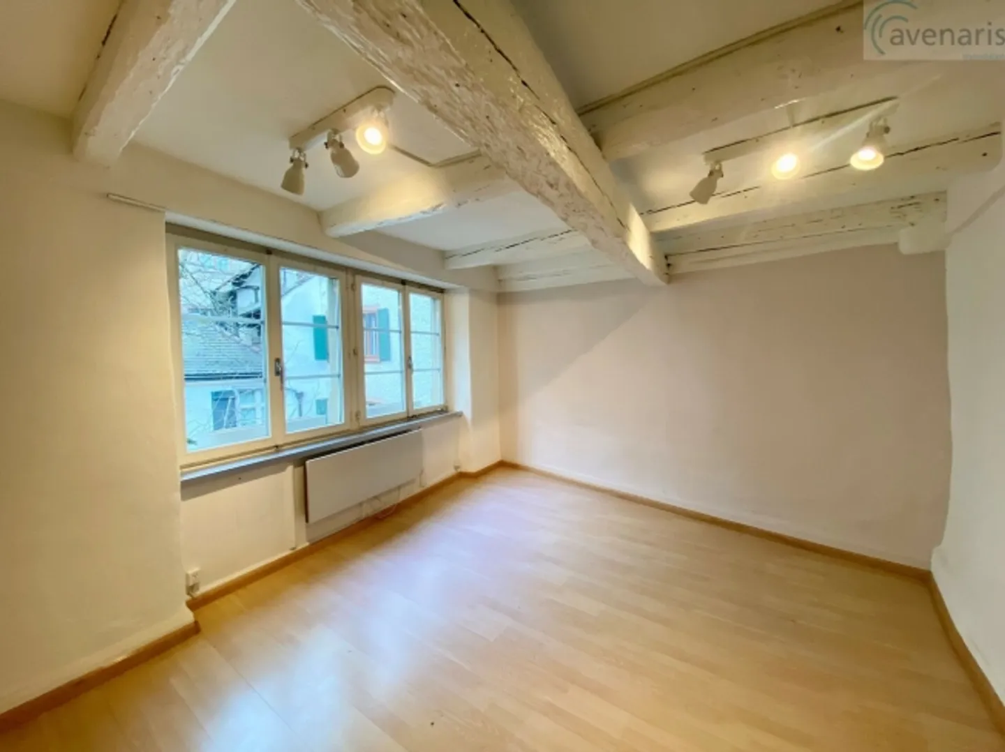 Locaux commerciaux à louer dans le centre-ville de Bâle - Photo 1 sur 9