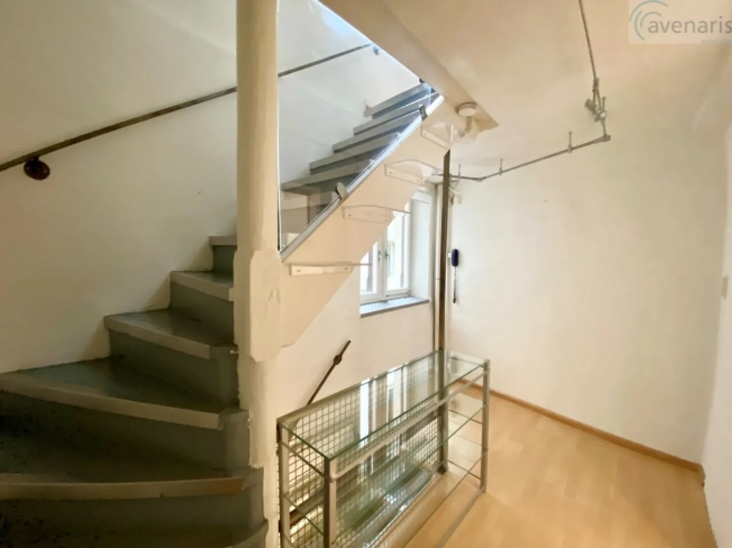 Locaux commerciaux à louer dans le centre-ville de Bâle - Photo 5 sur 9