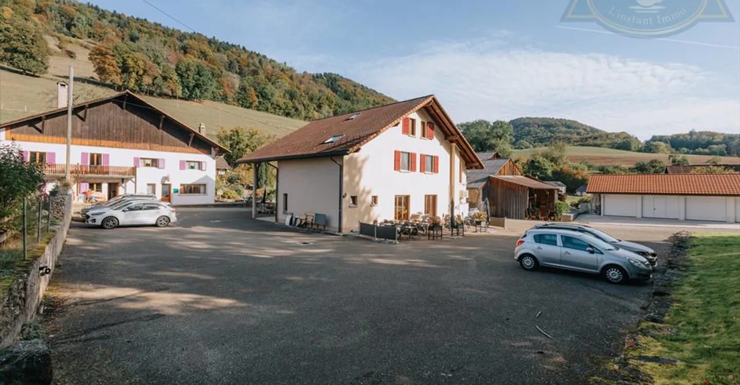 Gemischtes Gebäude - Foto 2 von 12
