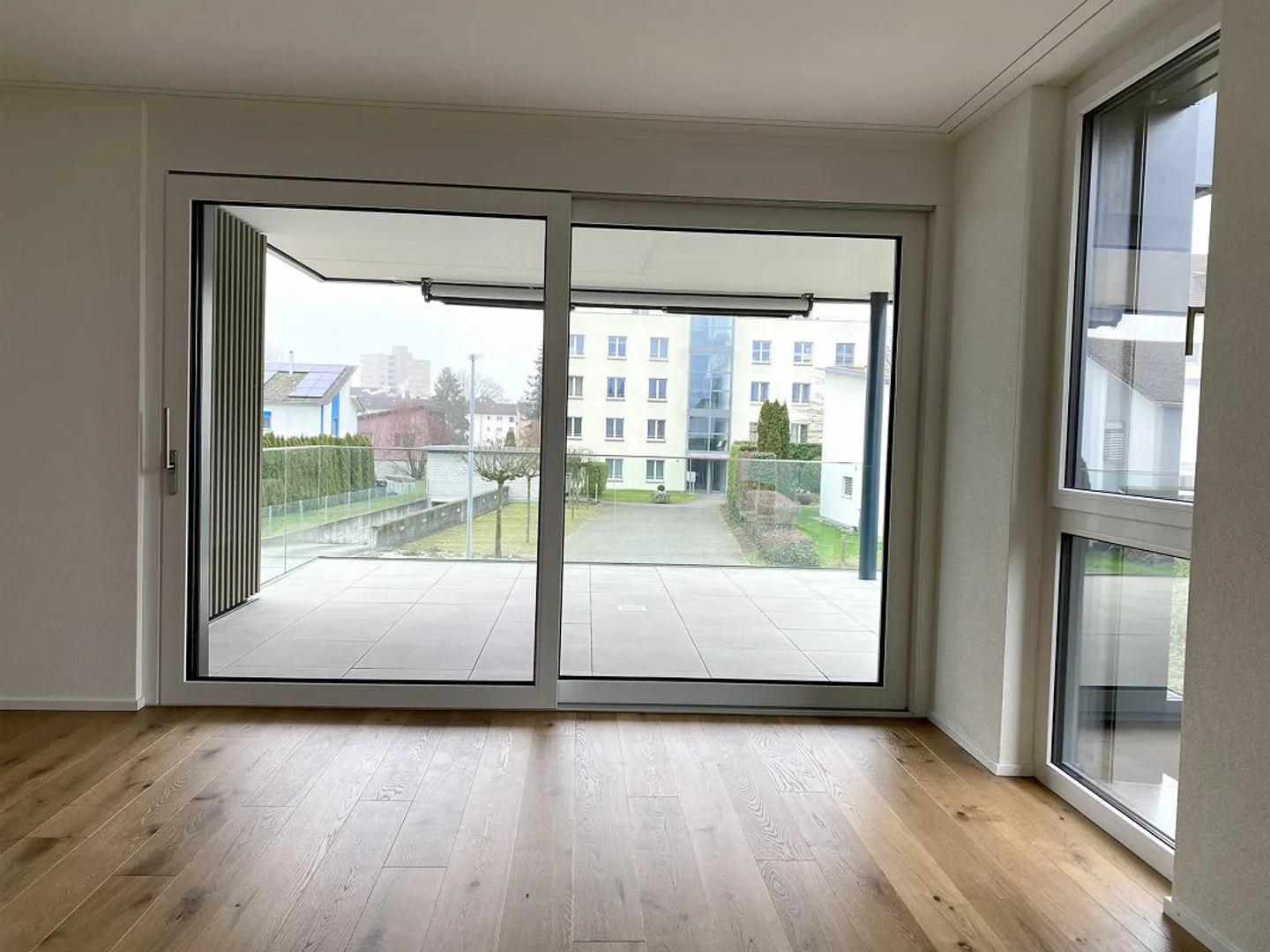 Modern, spacious 4.5 room apartment for rent in Amriswil - Photo 4 of 11