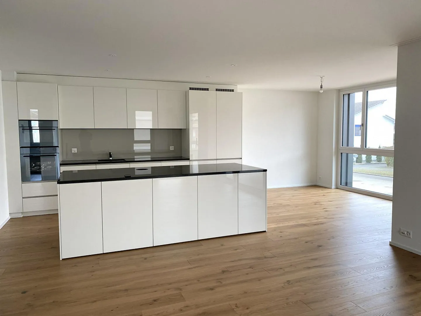 Modern, spacious 4.5 room apartment for rent in Amriswil - Photo 5 of 11