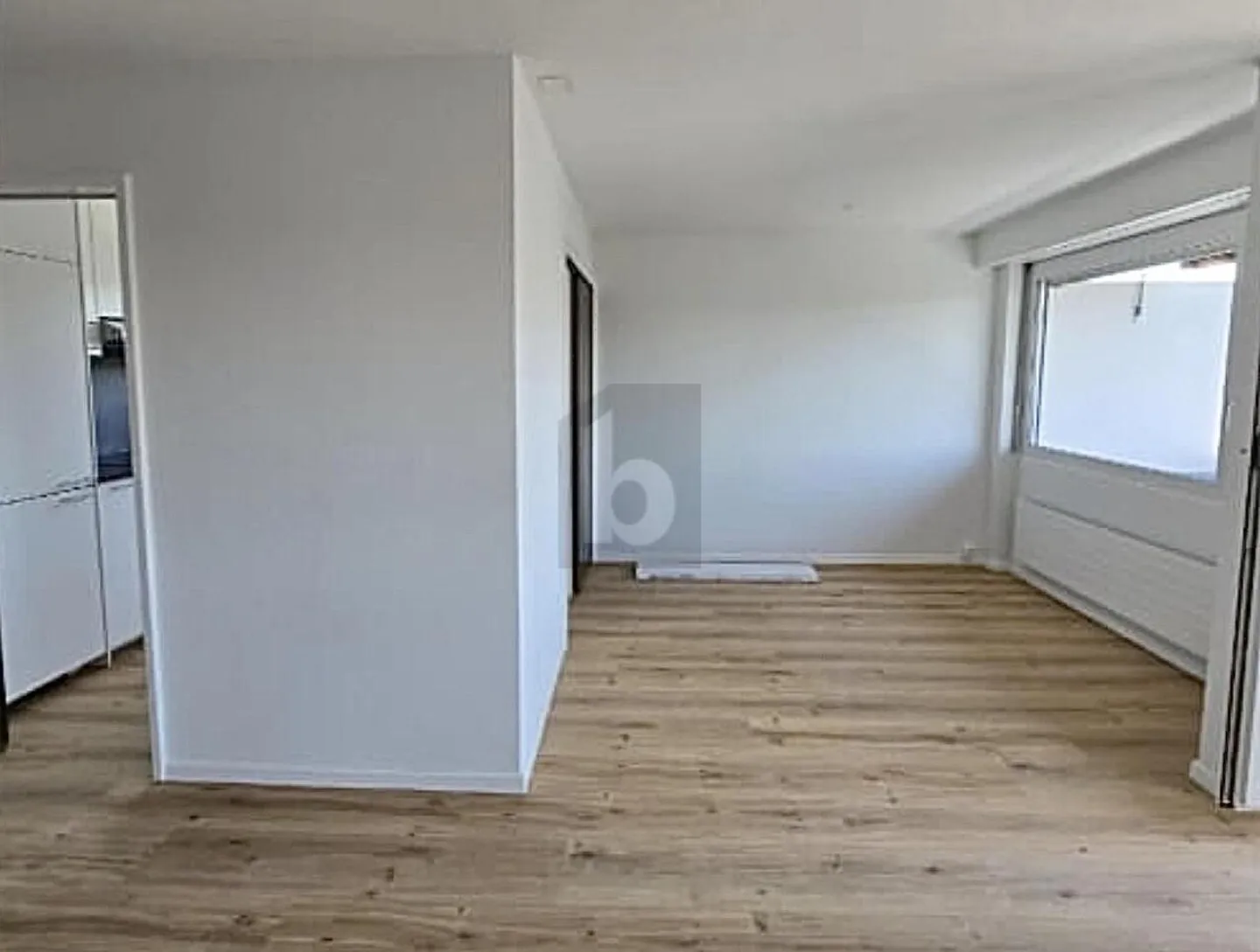 RUHIG UND GROSSZÜGIG - ZUM WOHLFÜHLEN - Photo 3 sur 6