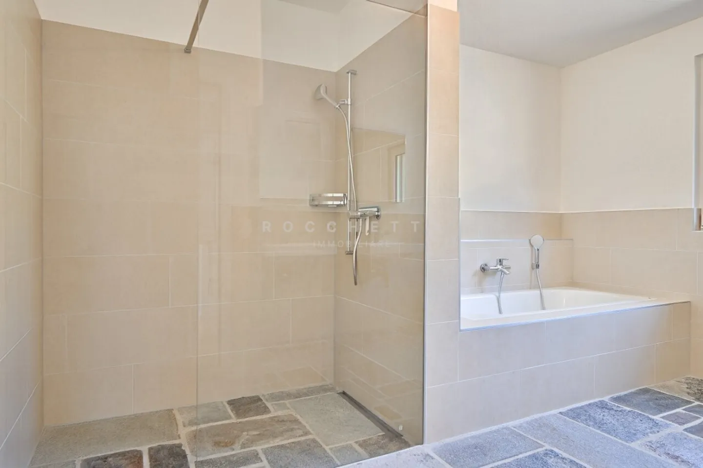 Charmantes Nouveau Maison Familiale - Photo 10 sur 18