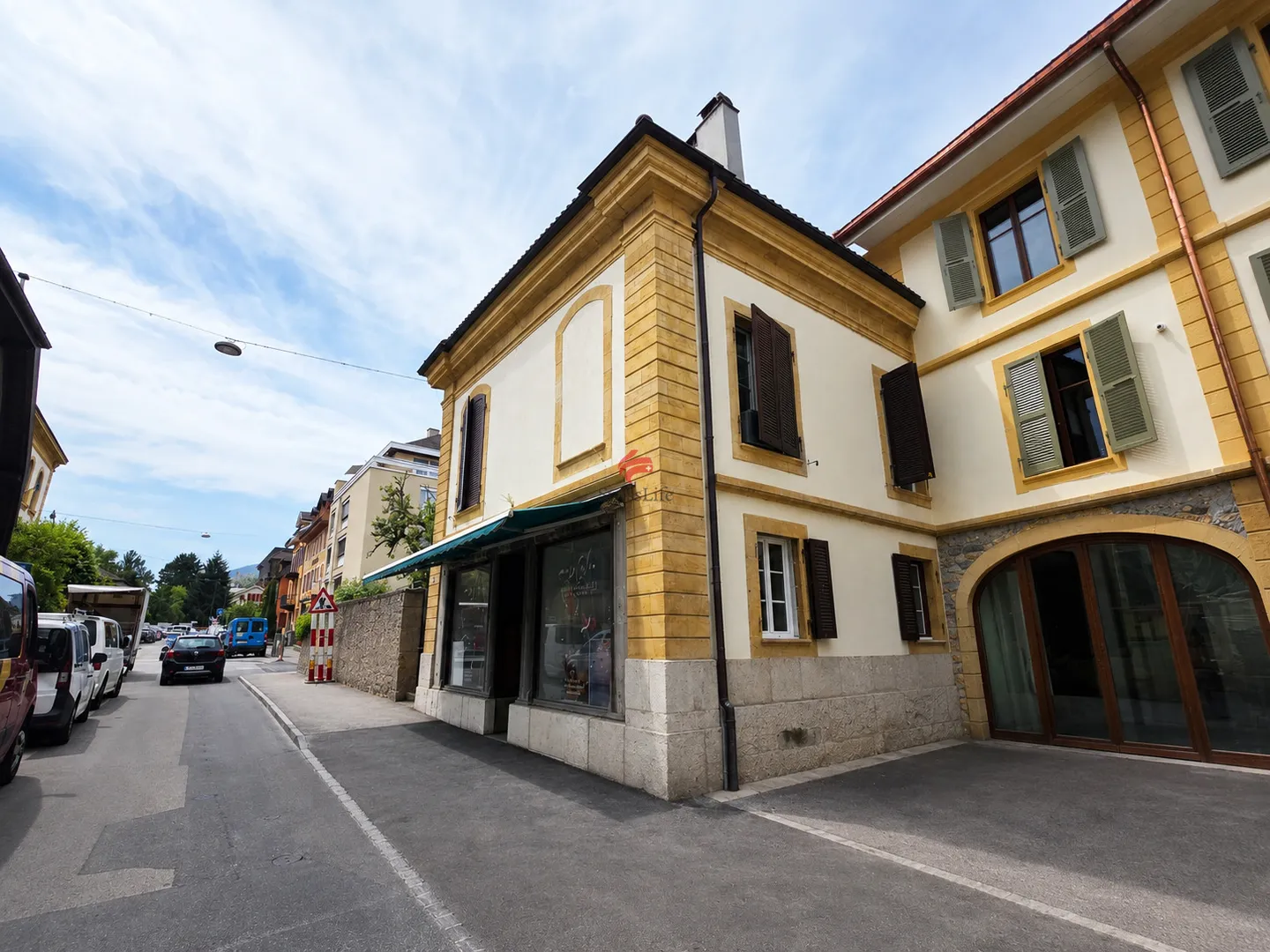 Charmantes Historisches Haus in Colombier - Foto 4 von 23