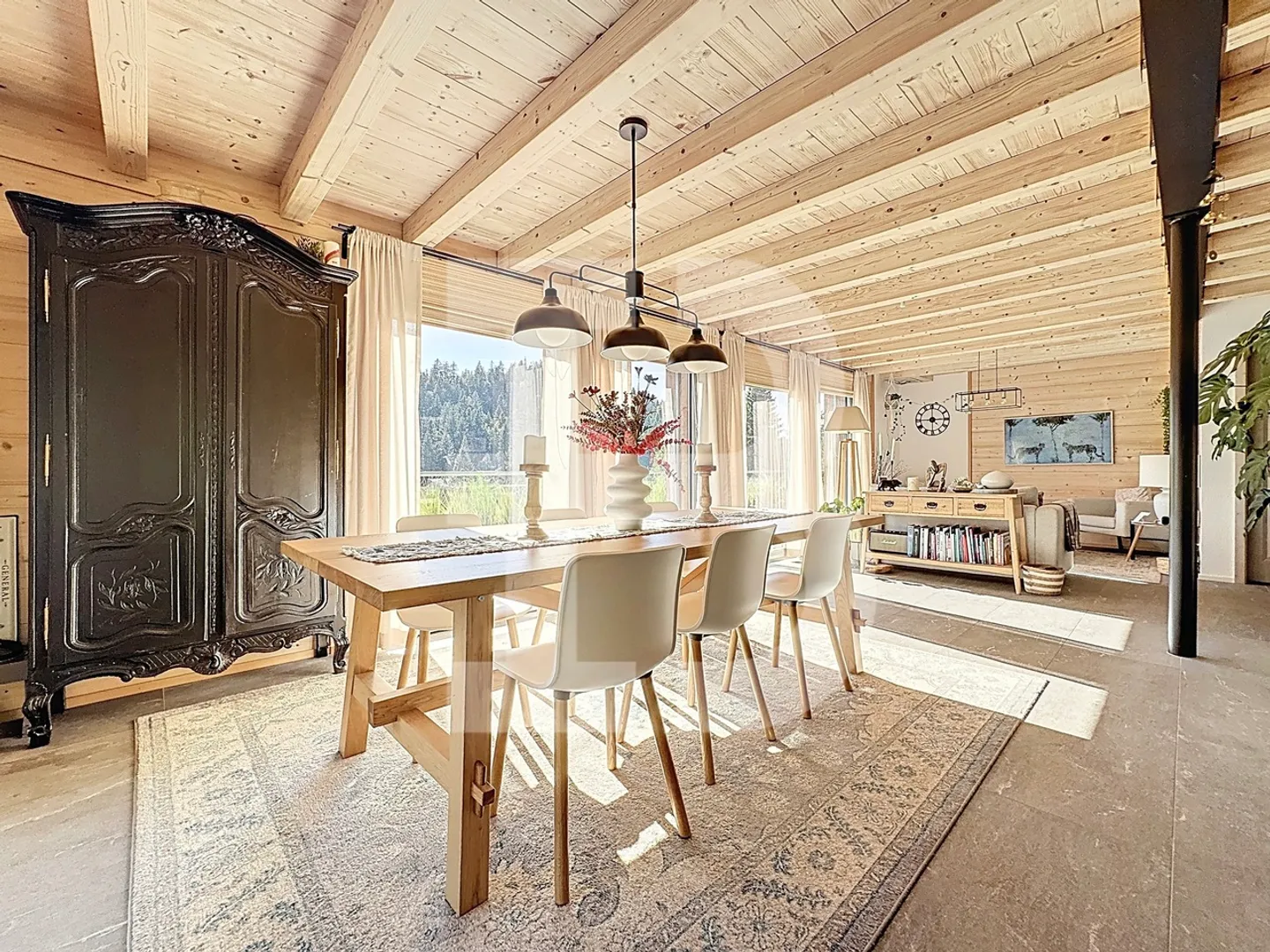 Magnifiziertes Chalet mit Aussicht, 3 Schlafzimmern und ausgebautem Dachboden - Photo 4 sur 8
