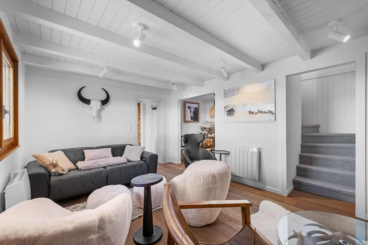 Charmantes Chalet mit Panoramablick und direktem Zugang zu den Pisten - Foto 7 von 13